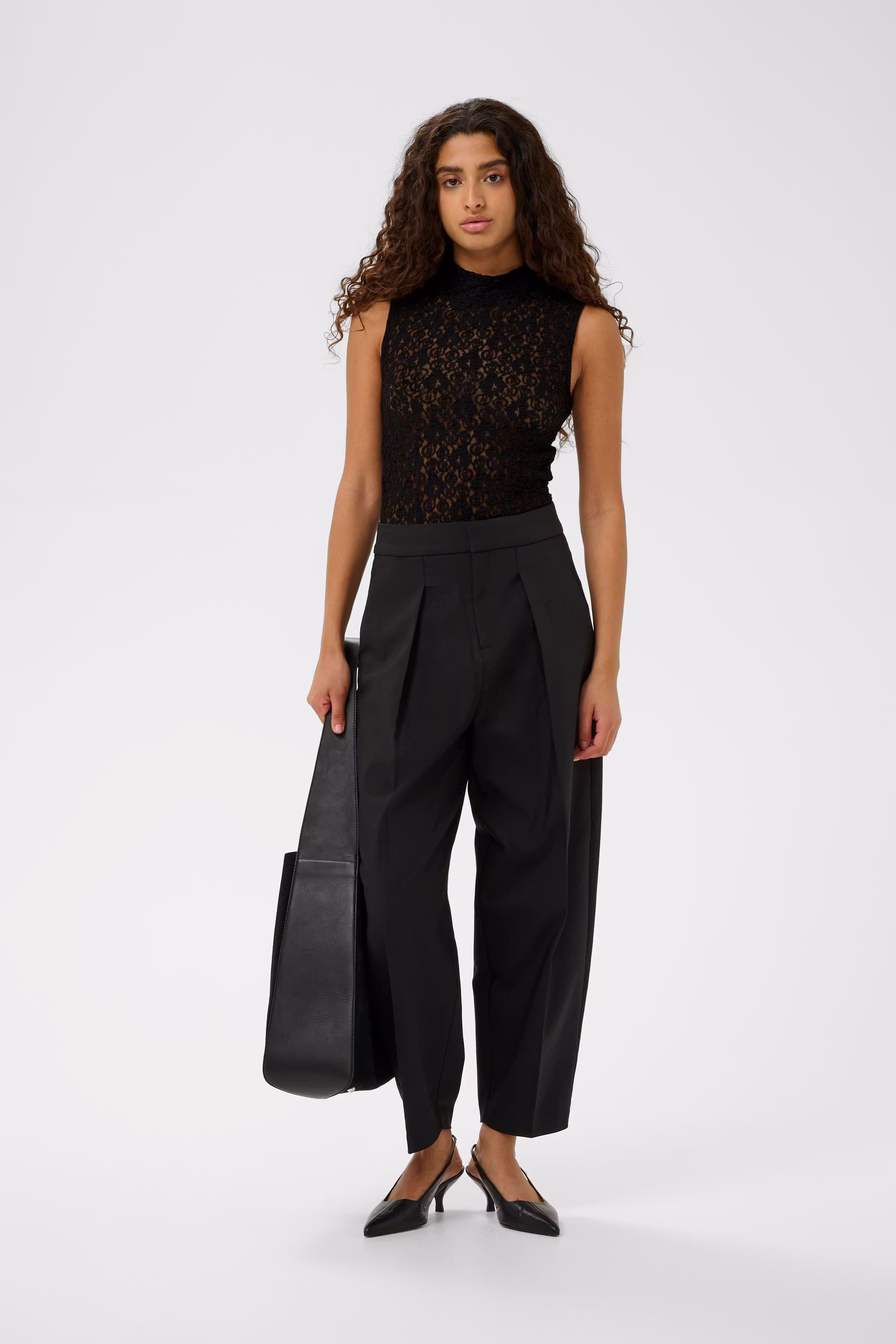 CivahIW T-shirt LOOKBOOK FRONT 30109935-194008