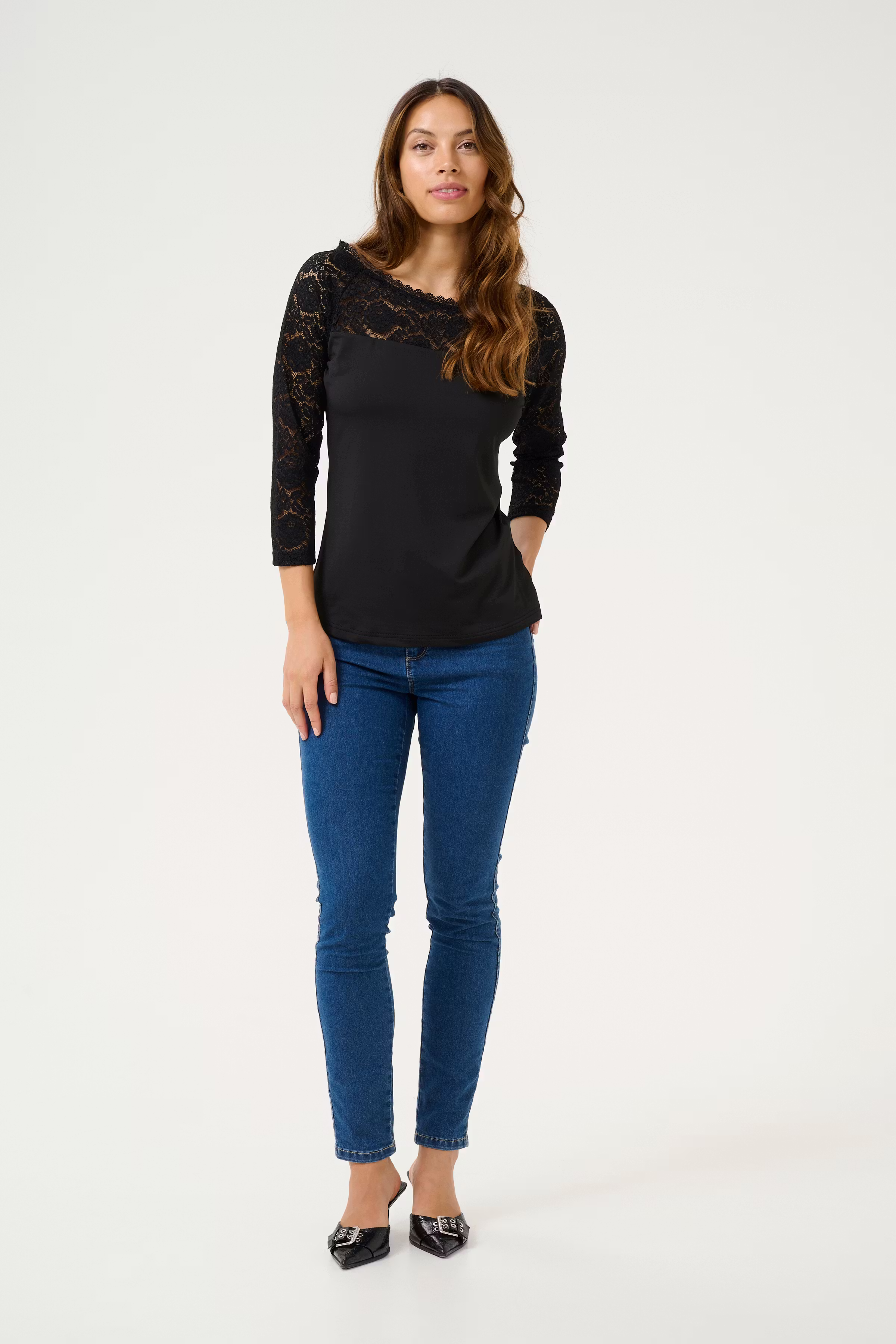 KAaia Blondebluse LOOKBOOK FRONT 10509554-100121