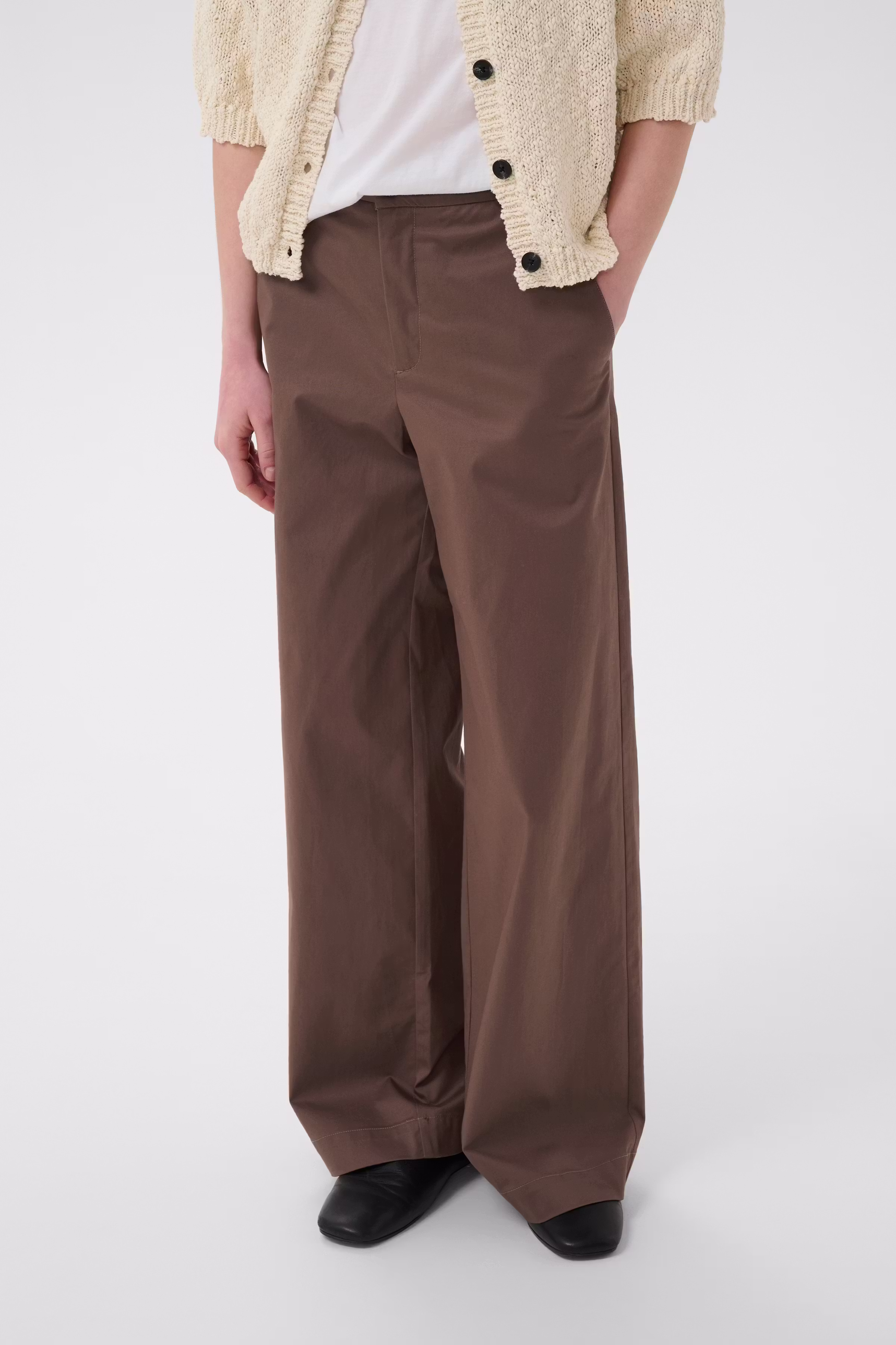 ELVIA Trousers LOOKBOOK FRONT 30112528-181307