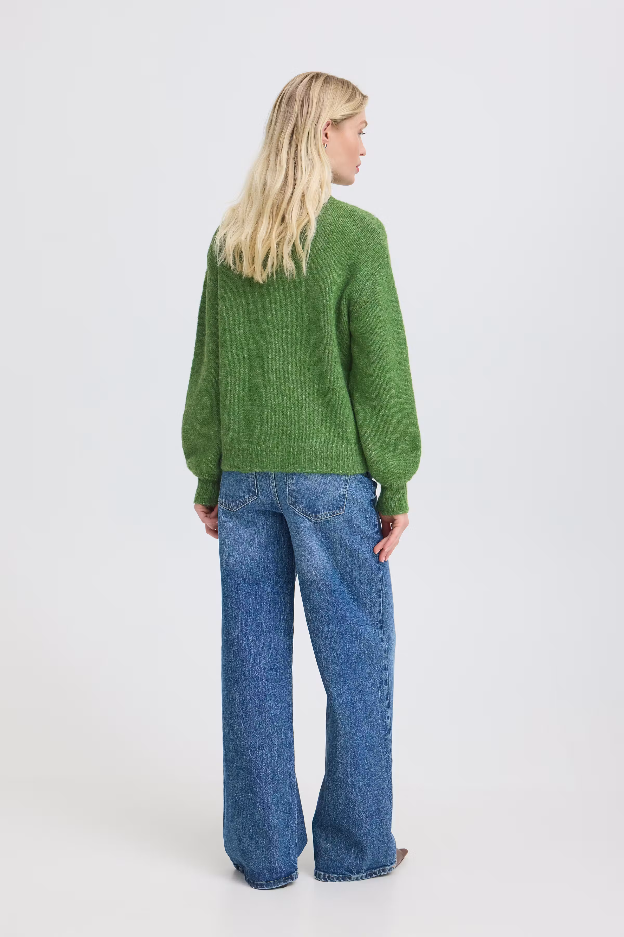 BYOTIA Cardigan LOOKBOOK BACK 20819108-180125