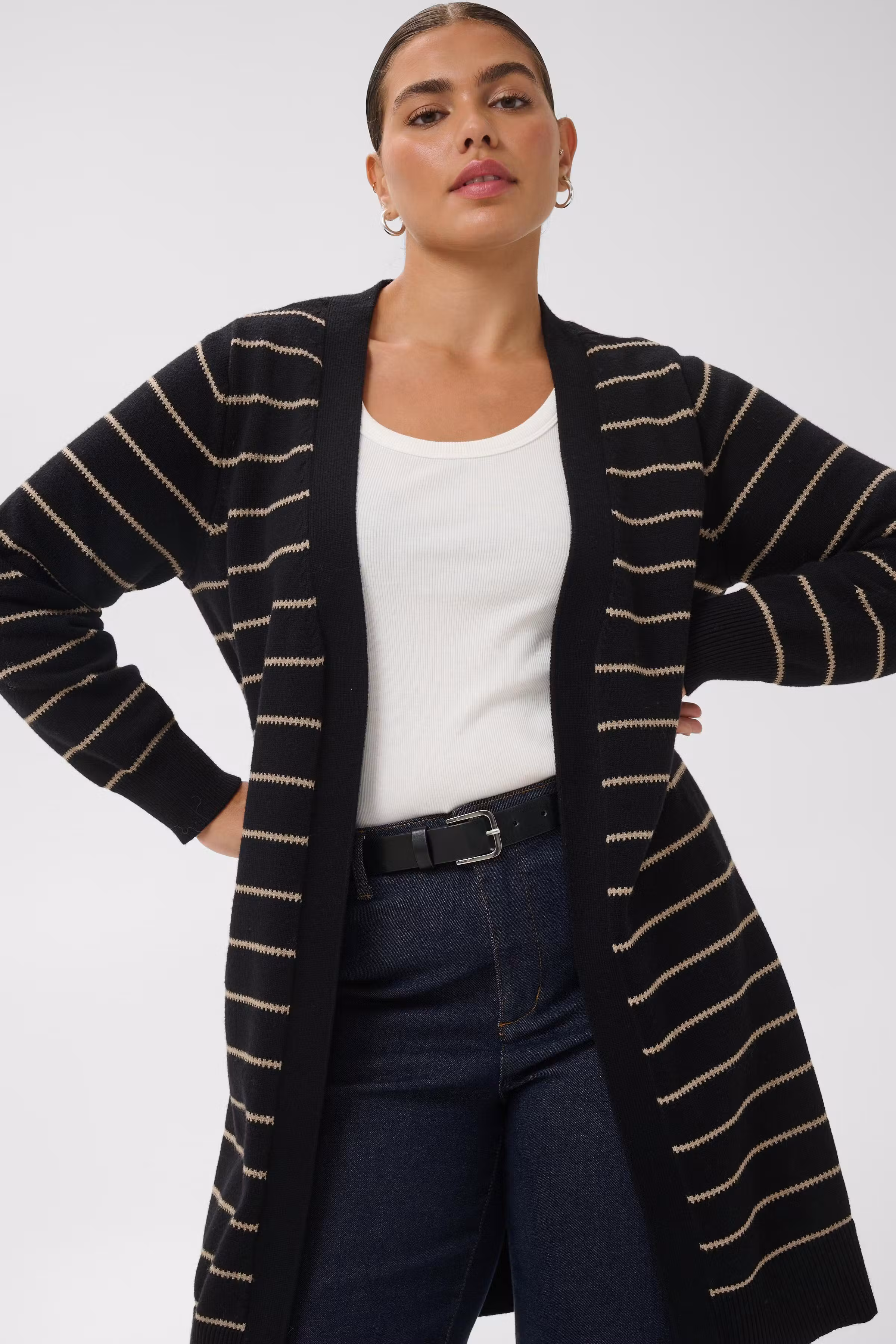 KCariella Cardigan LOOKBOOK DETAIL 10584597-1000113