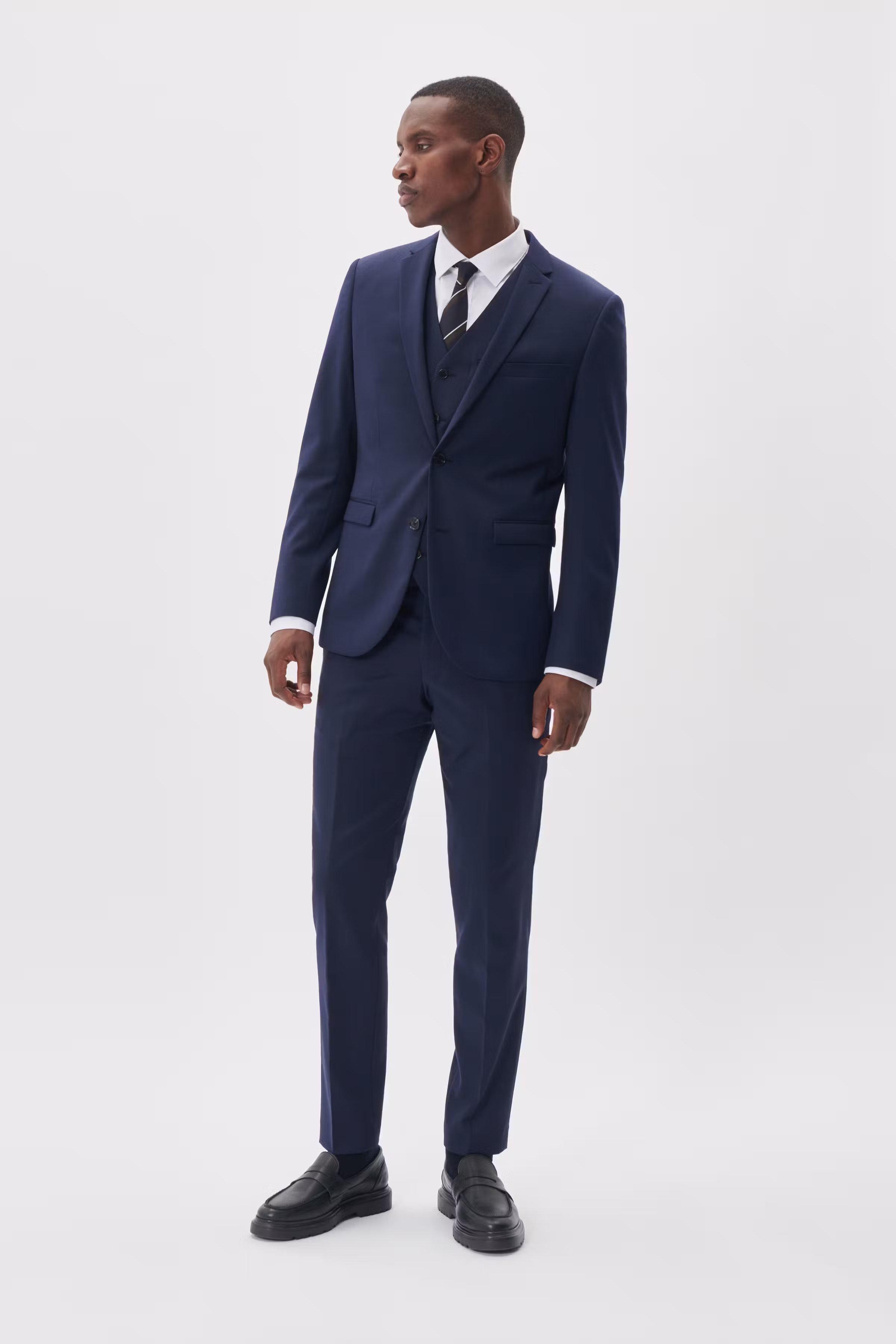 George Blazer LOOKBOOK FRONT 30201320-20210