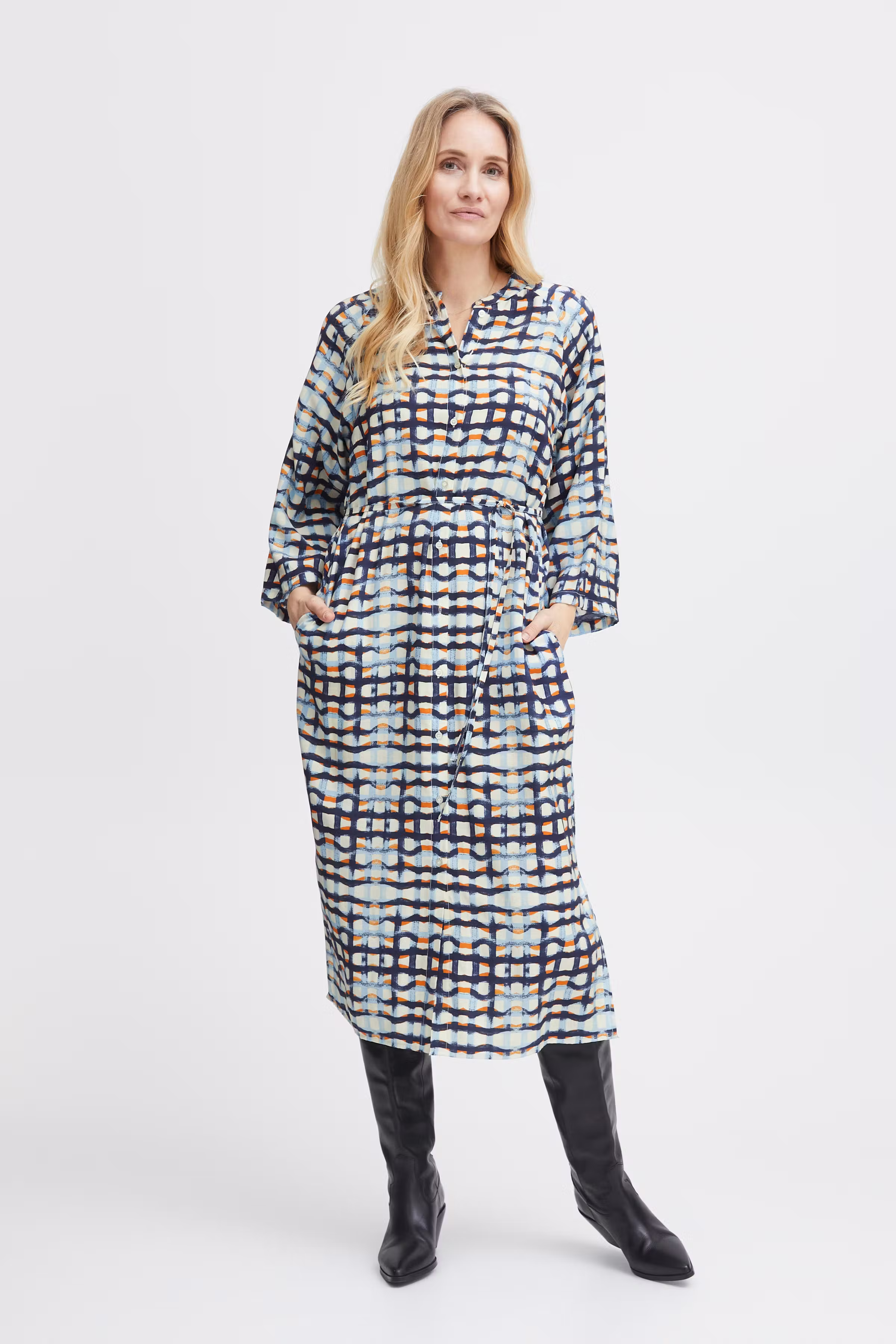 FRMISA Kjole LOOKBOOK FRONT 20612435-202200