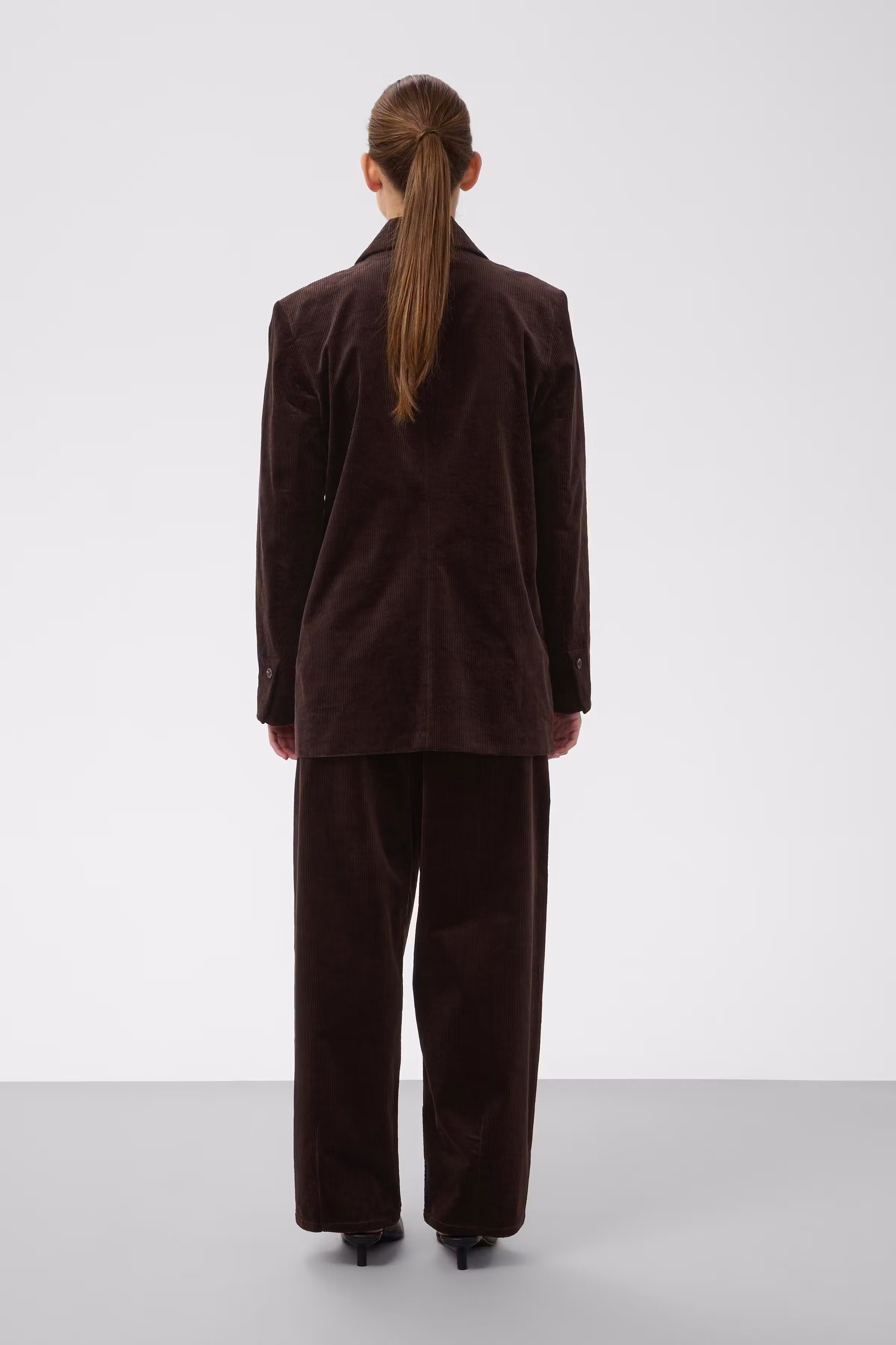 SLKamet Trousers LOOKBOOK BACK 30409495-191018