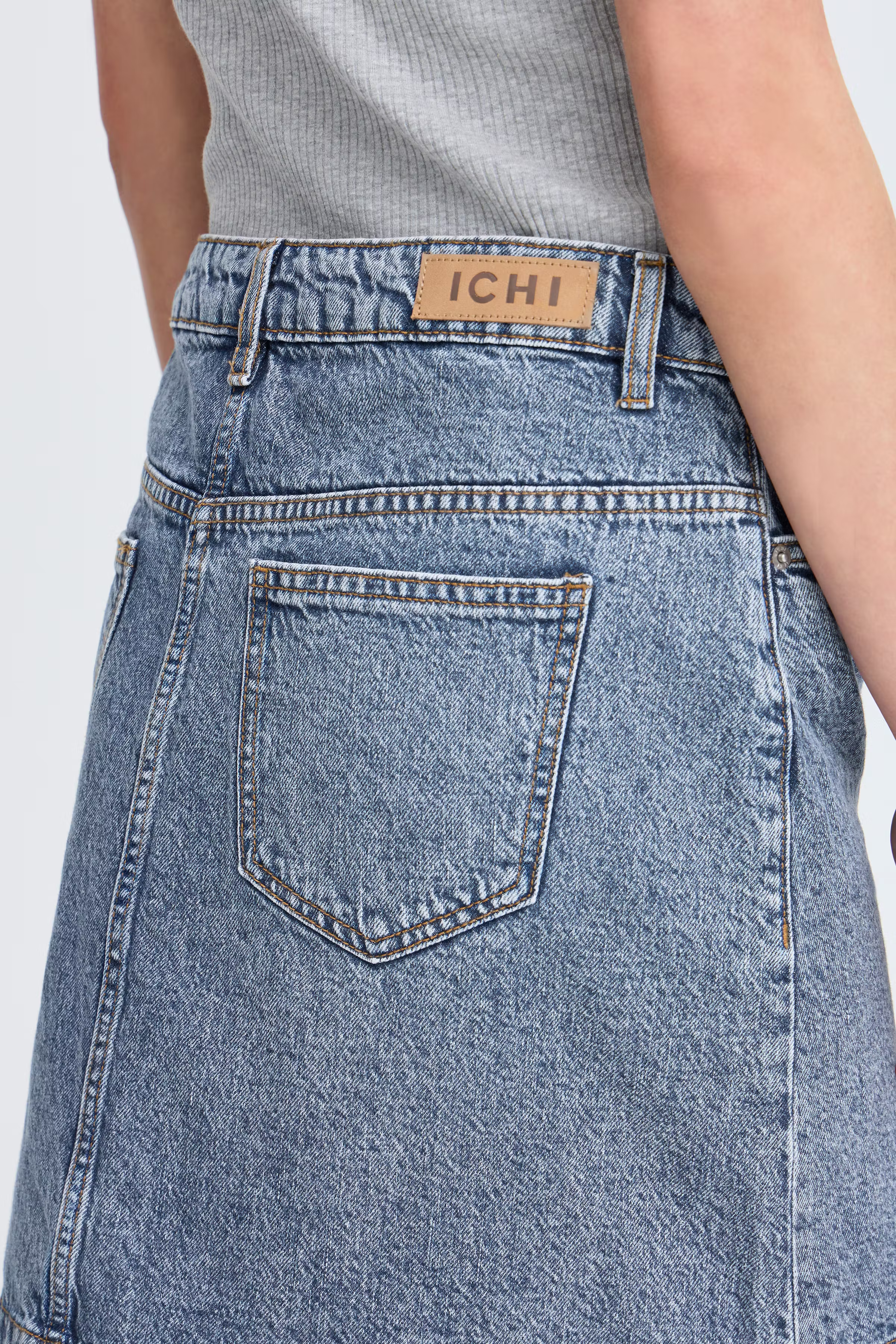 IHAVENY Skirt LOOKBOOK DETAIL 20121846-200374