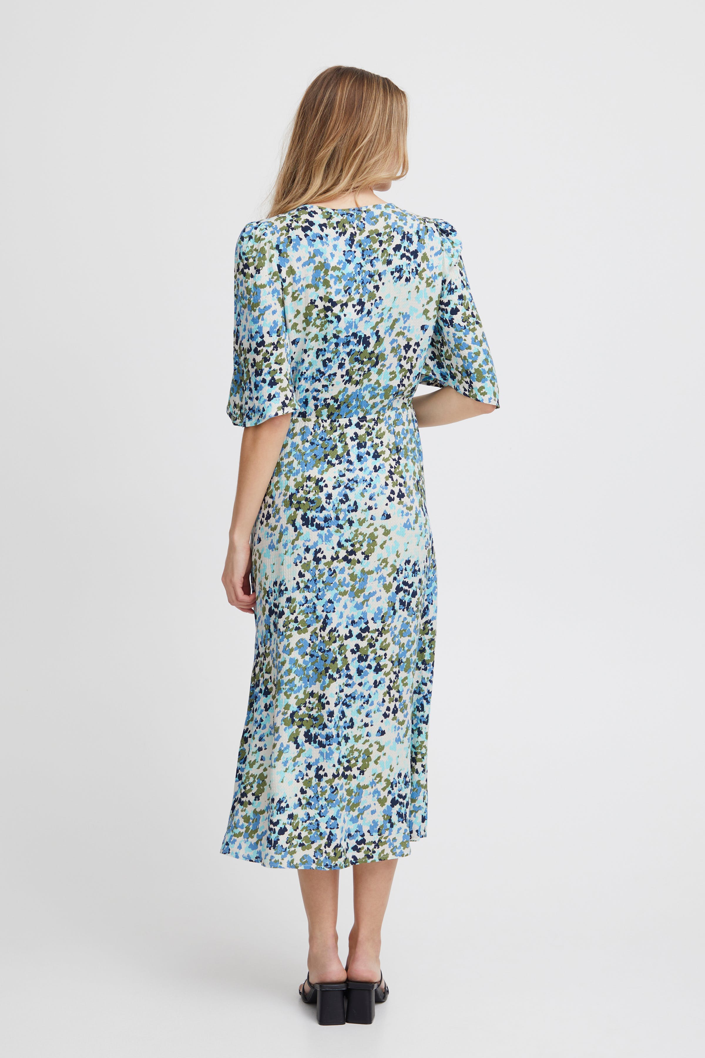 FROLIVA Kjole LOOKBOOK BACK 20613662-203063