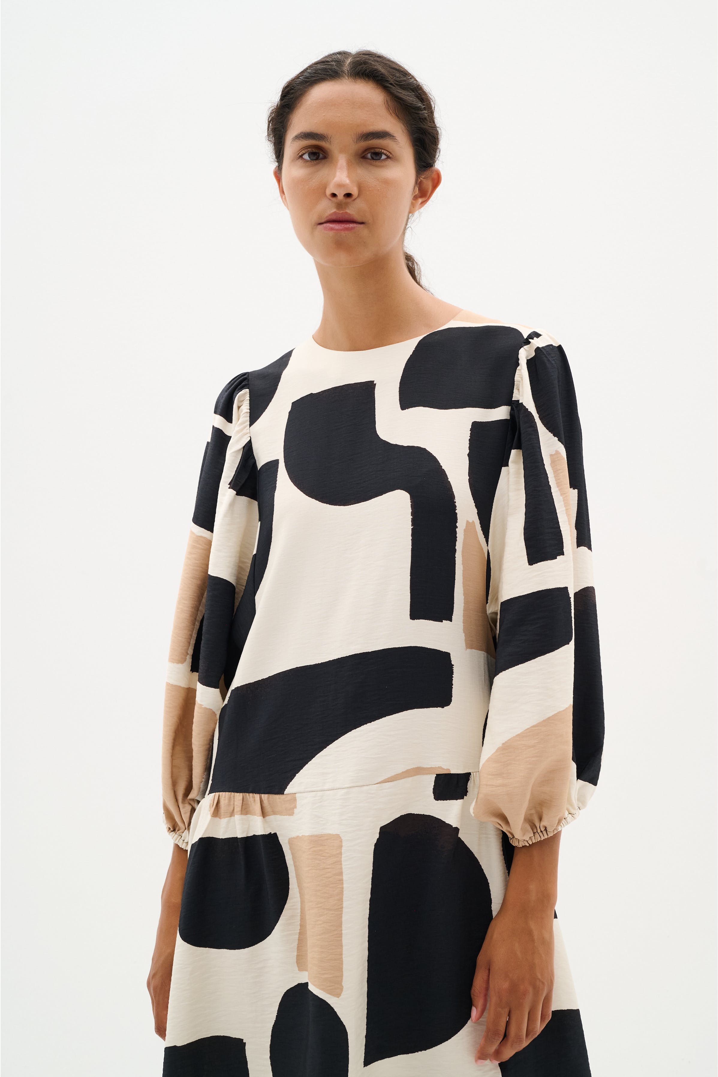 CominoIW Klänning LOOKBOOK FRONT 30110236-303526