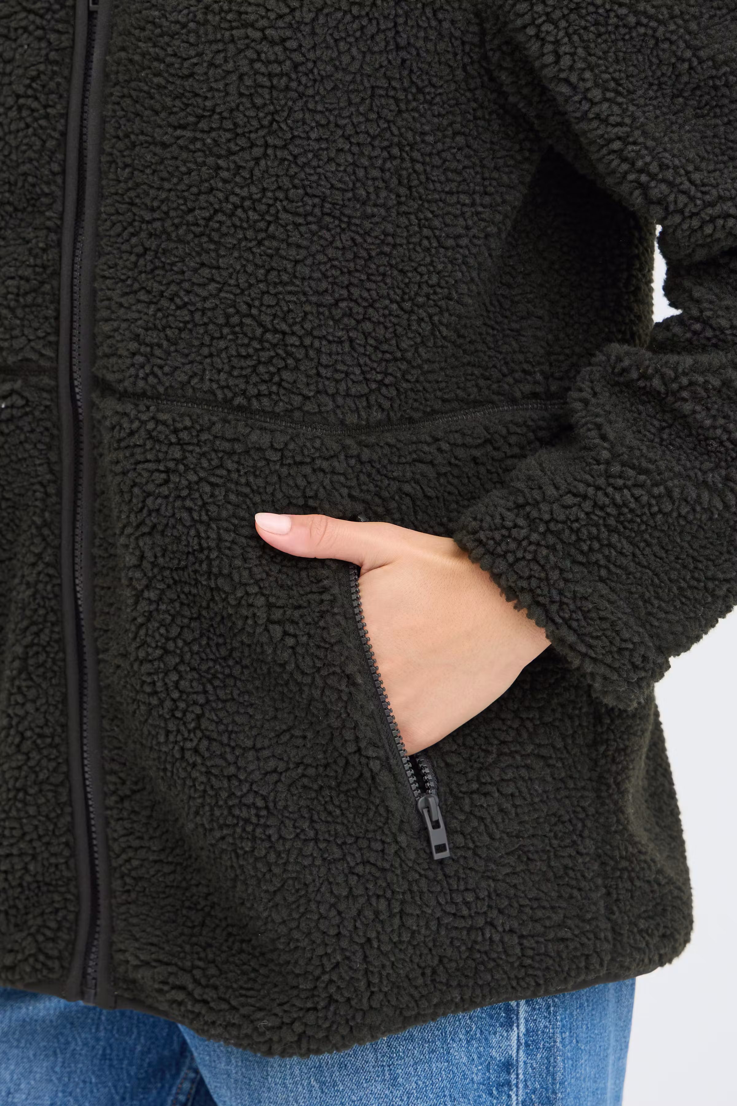 BYABBY Yttertøy LOOKBOOK DETAIL 20819202-190509