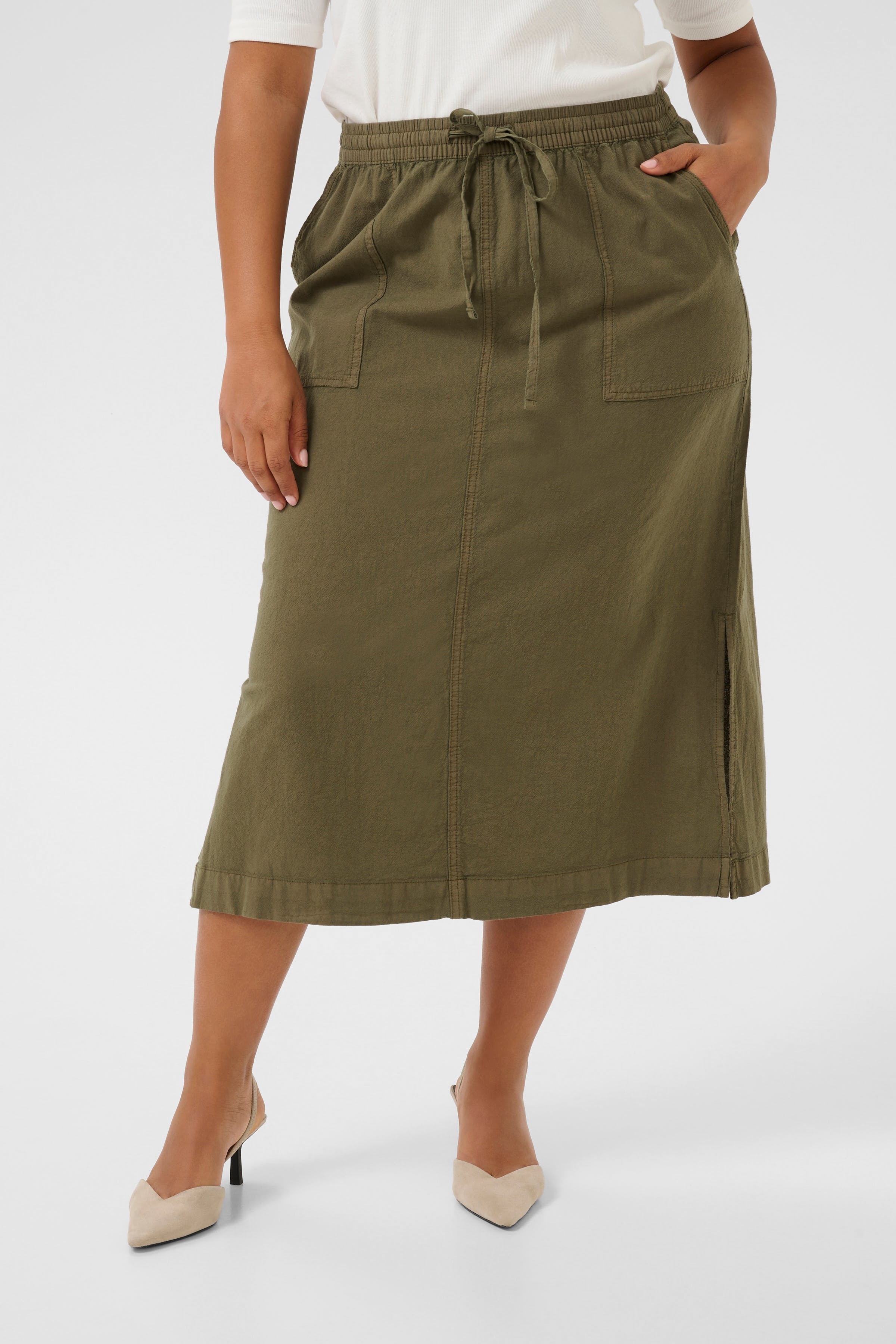 KCnana Skirt LOOKBOOK FRONT 10582896-190511