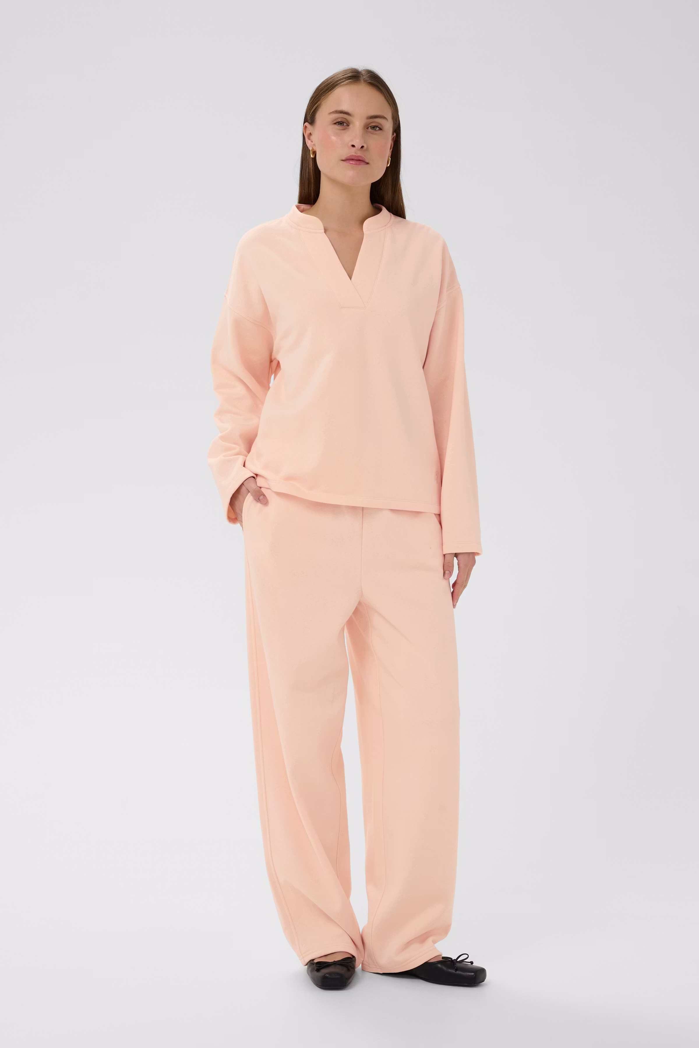 SLRolanda Sweatshirt LOOKBOOK FRONT 30409045-121207