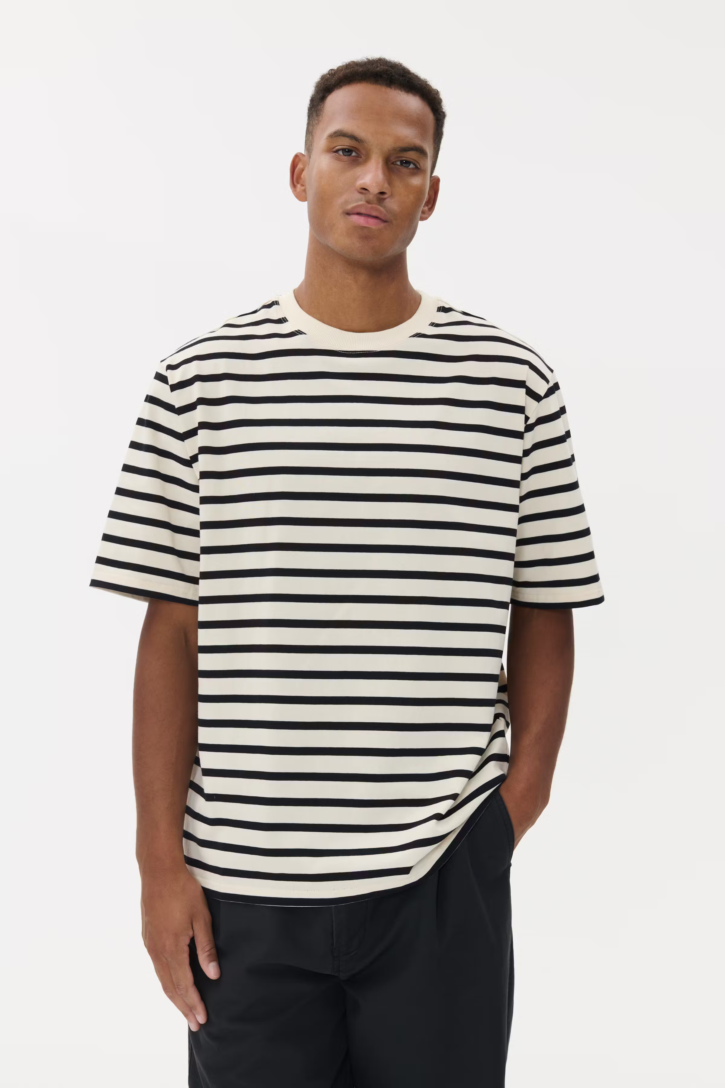 MAhudson M73 T-shirt LOOKBOOK FRONT 30207830-114201