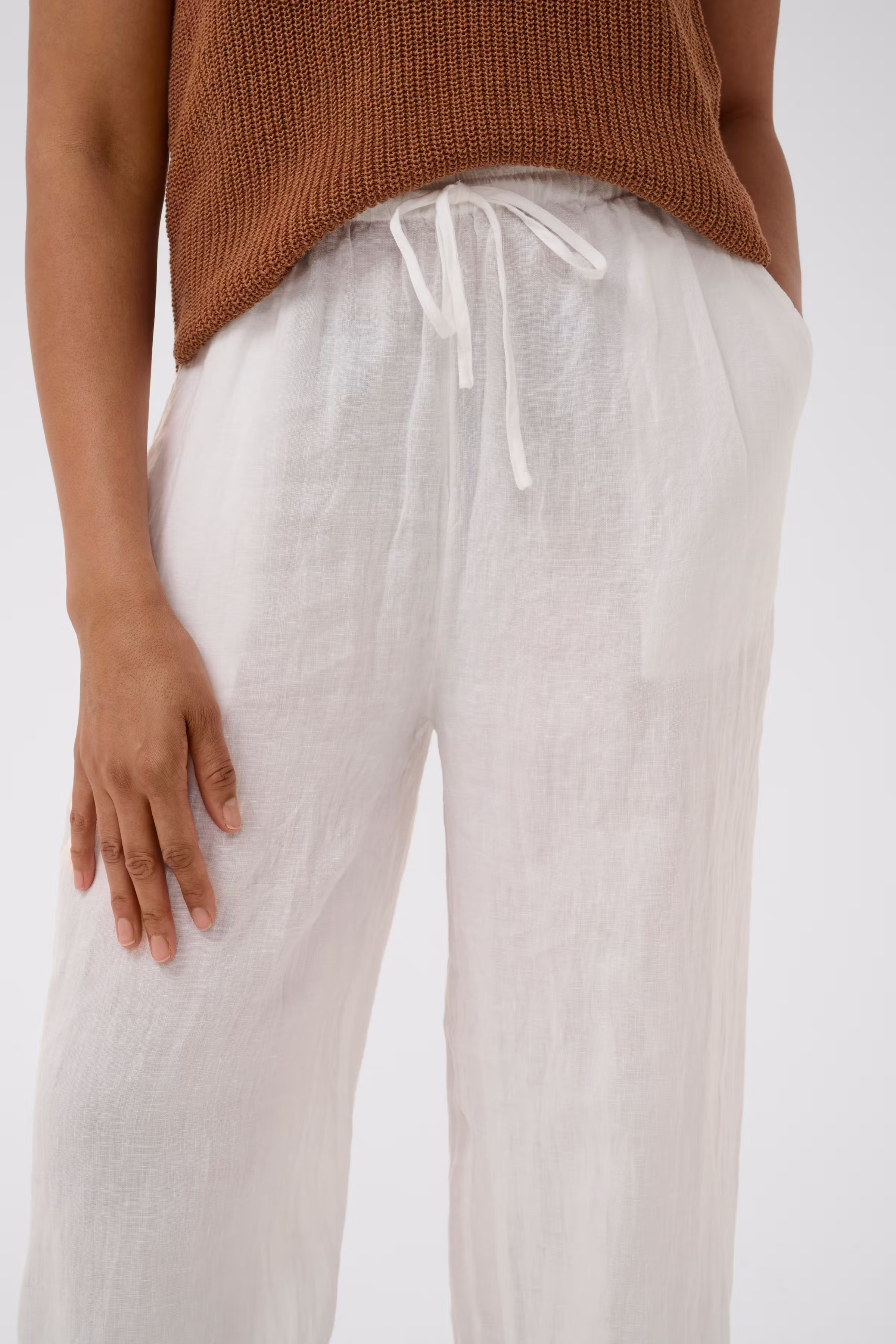 BetanaPW Trousers LOOKBOOK DETAIL 30310650-110601