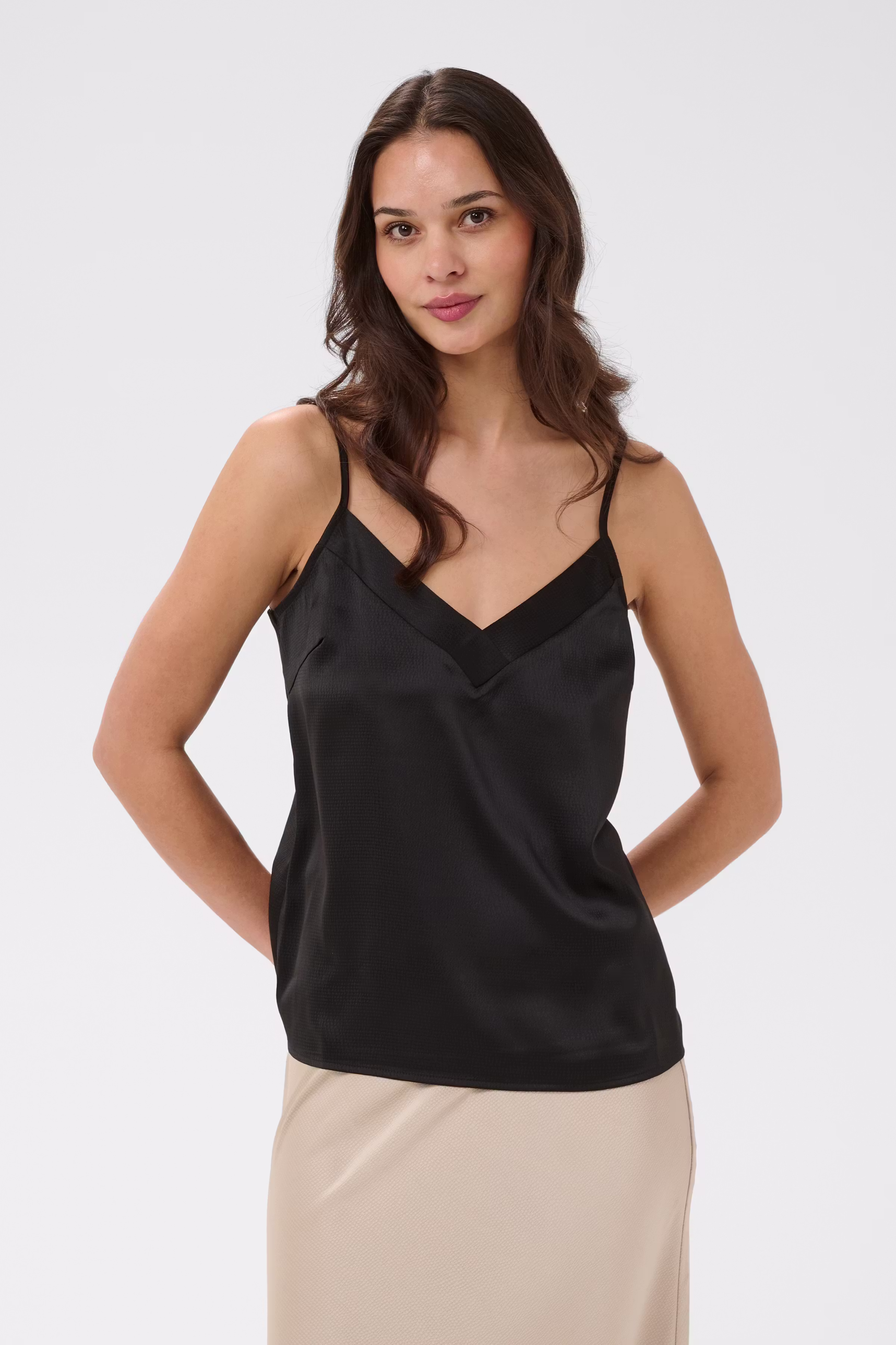KAlotte Top LOOKBOOK FRONT 10511696-100121