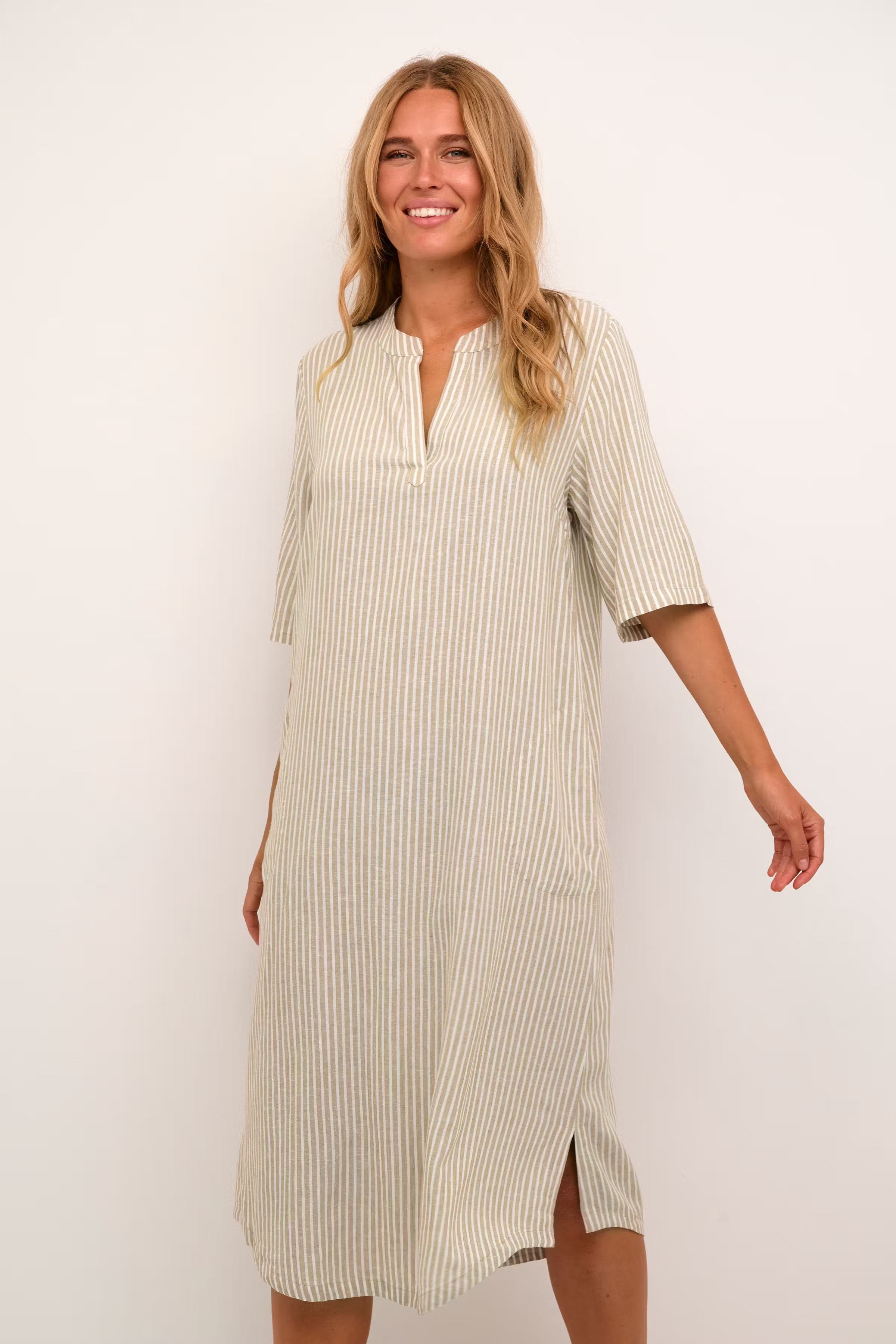 KAmilia Leinenkleid LOOKBOOK FRONT 10508312-105466