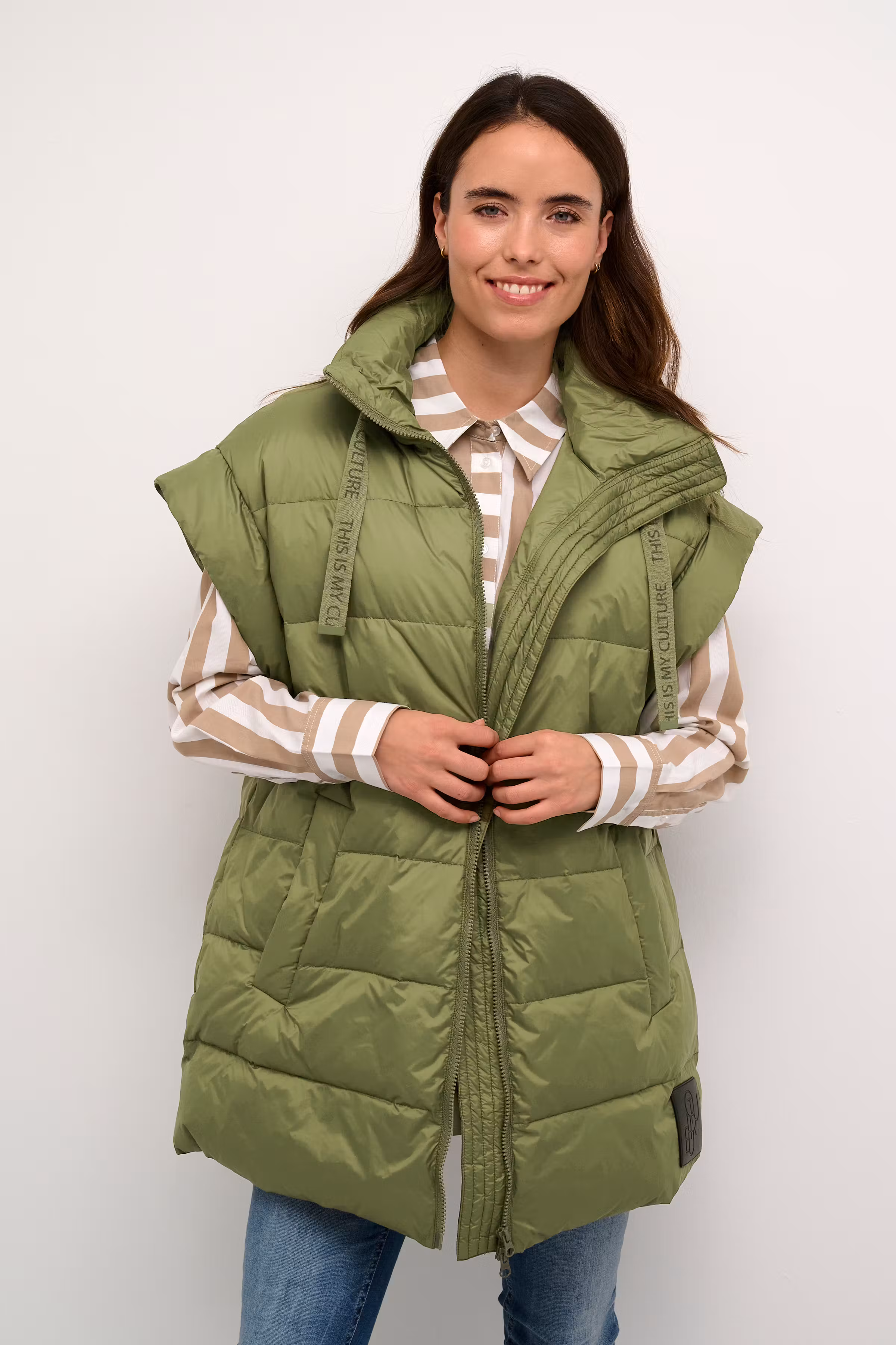 CUeia Down vest LOOKBOOK FRONT 50110713-180521