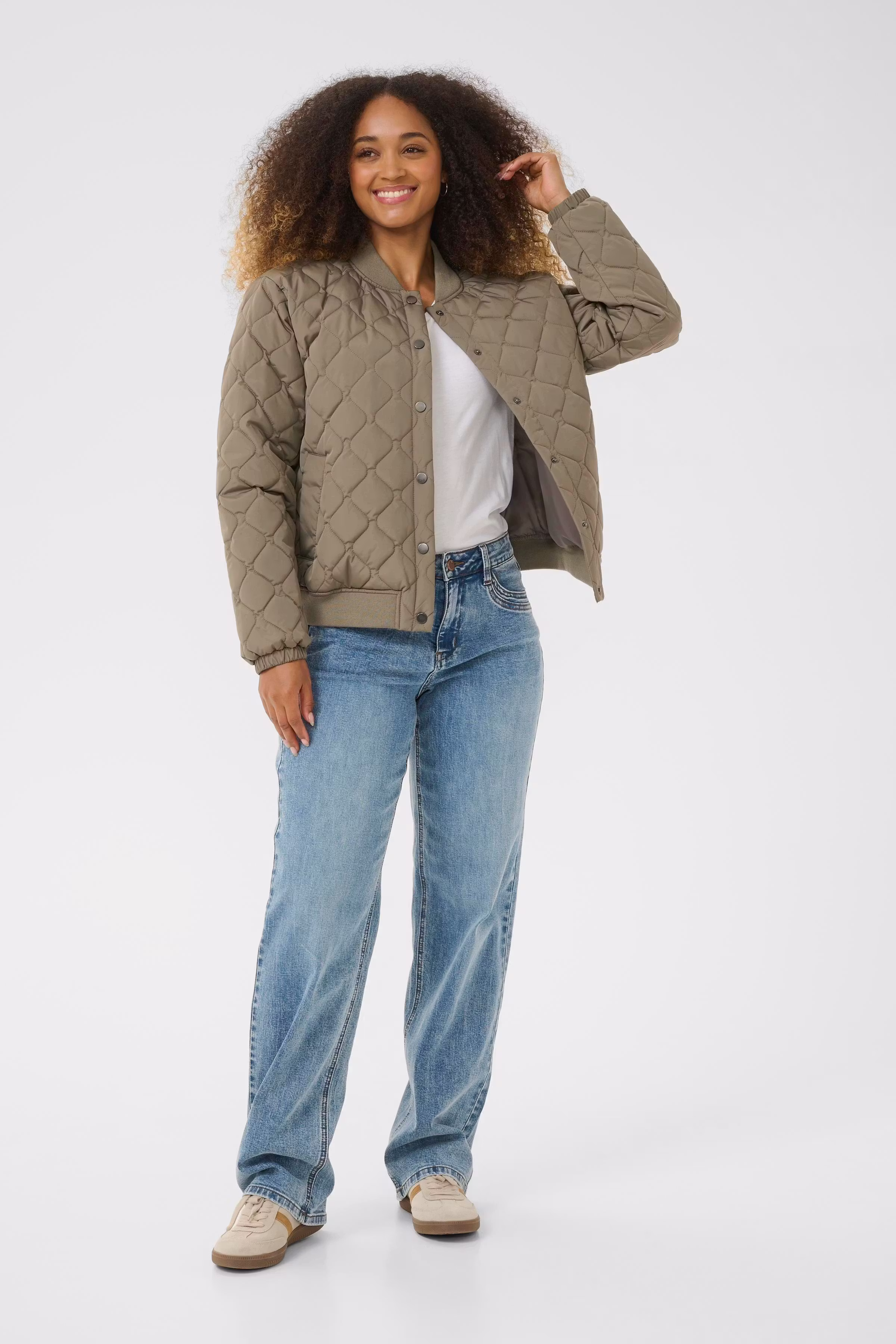 CRArwen Bomber jacket LOOKBOOK FRONT 10613653-180513