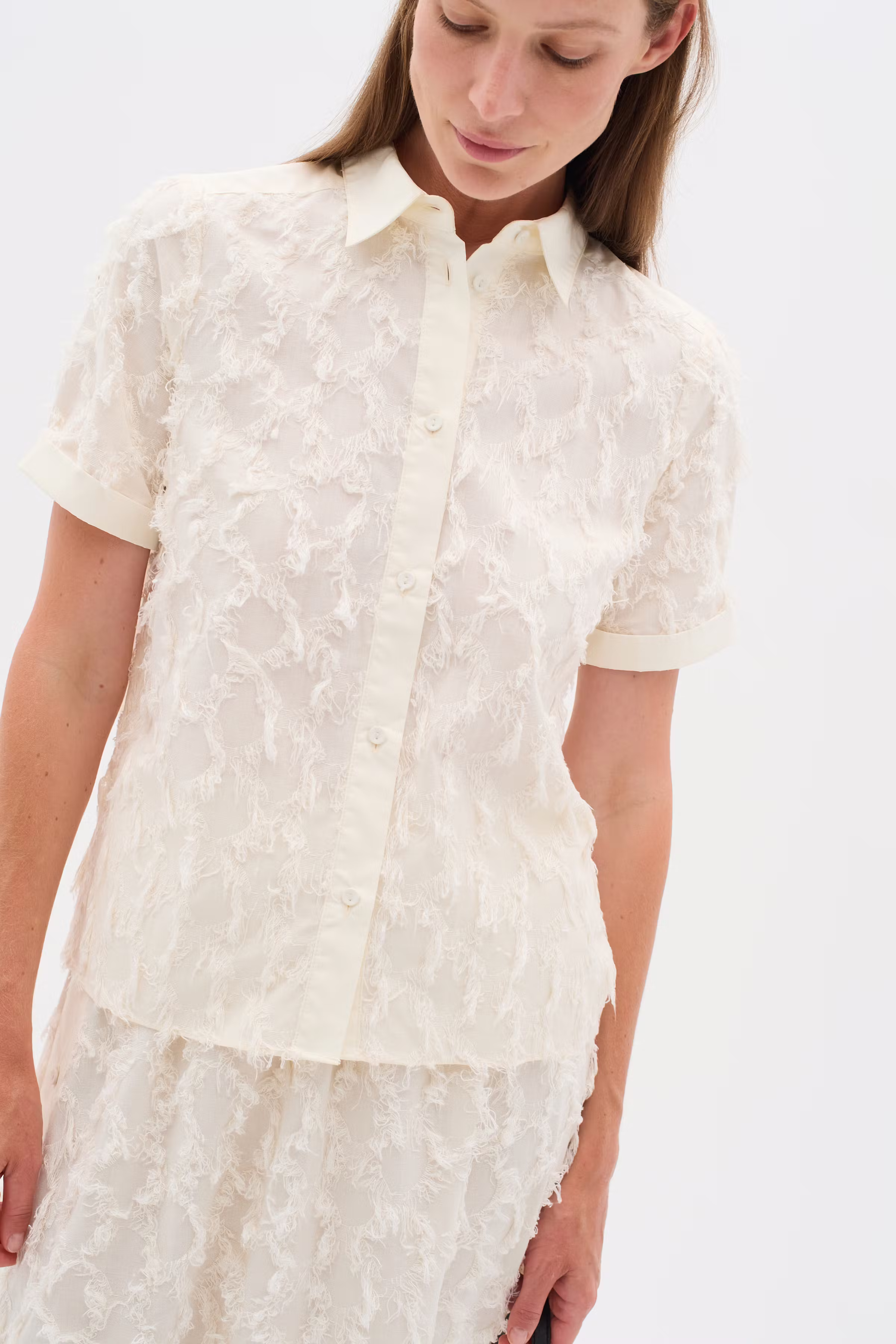 FionaIW Top LOOKBOOK FRONT 30110412-110701