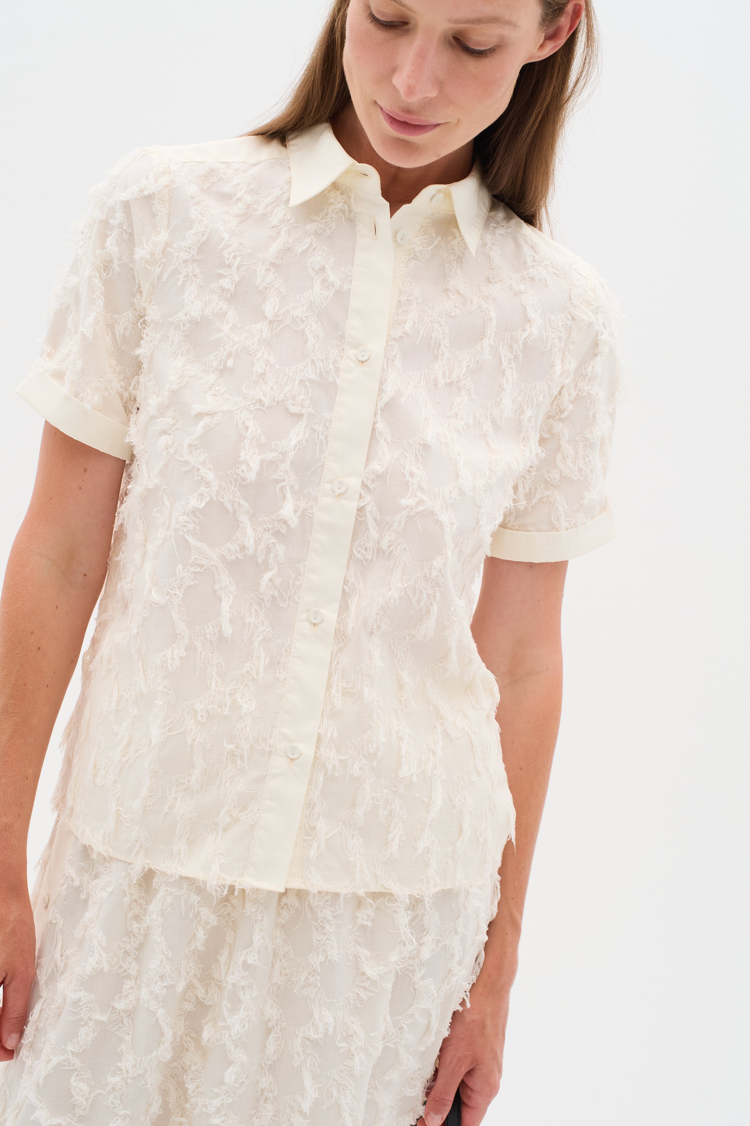 FionaIW Top LOOKBOOK FRONT 30110412-110701