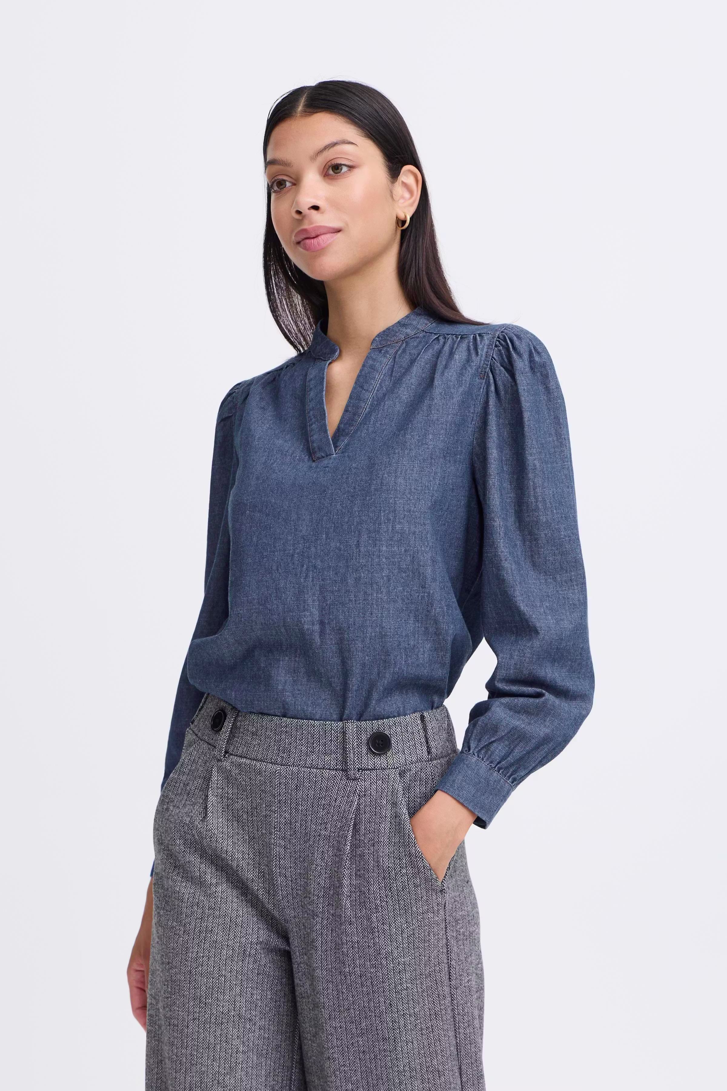 BYXKANTI Bluse LOOKBOOK FRONT 20818920-200461