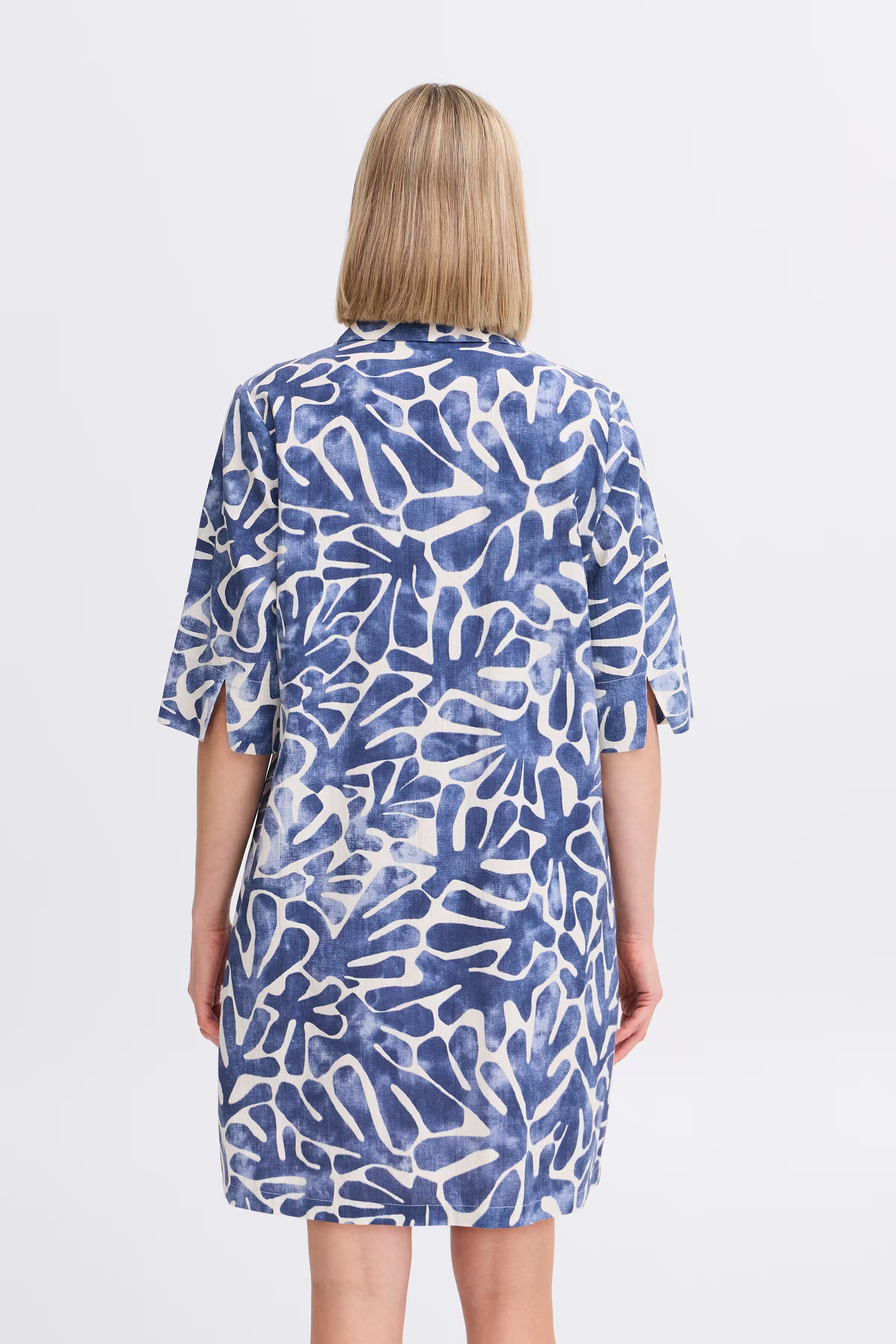 FRMADDIE Kjole LOOKBOOK BACK 20615542-204670