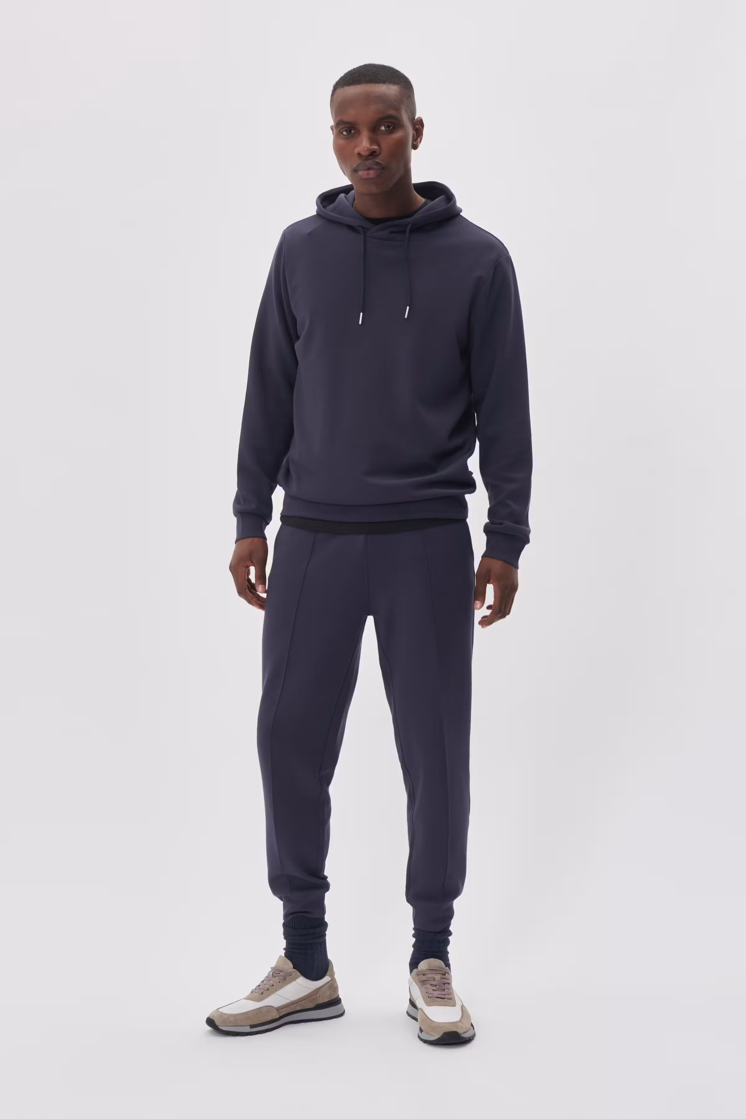 MAteo Sweatshirt LOOKBOOK FRONT 30206232-194011
