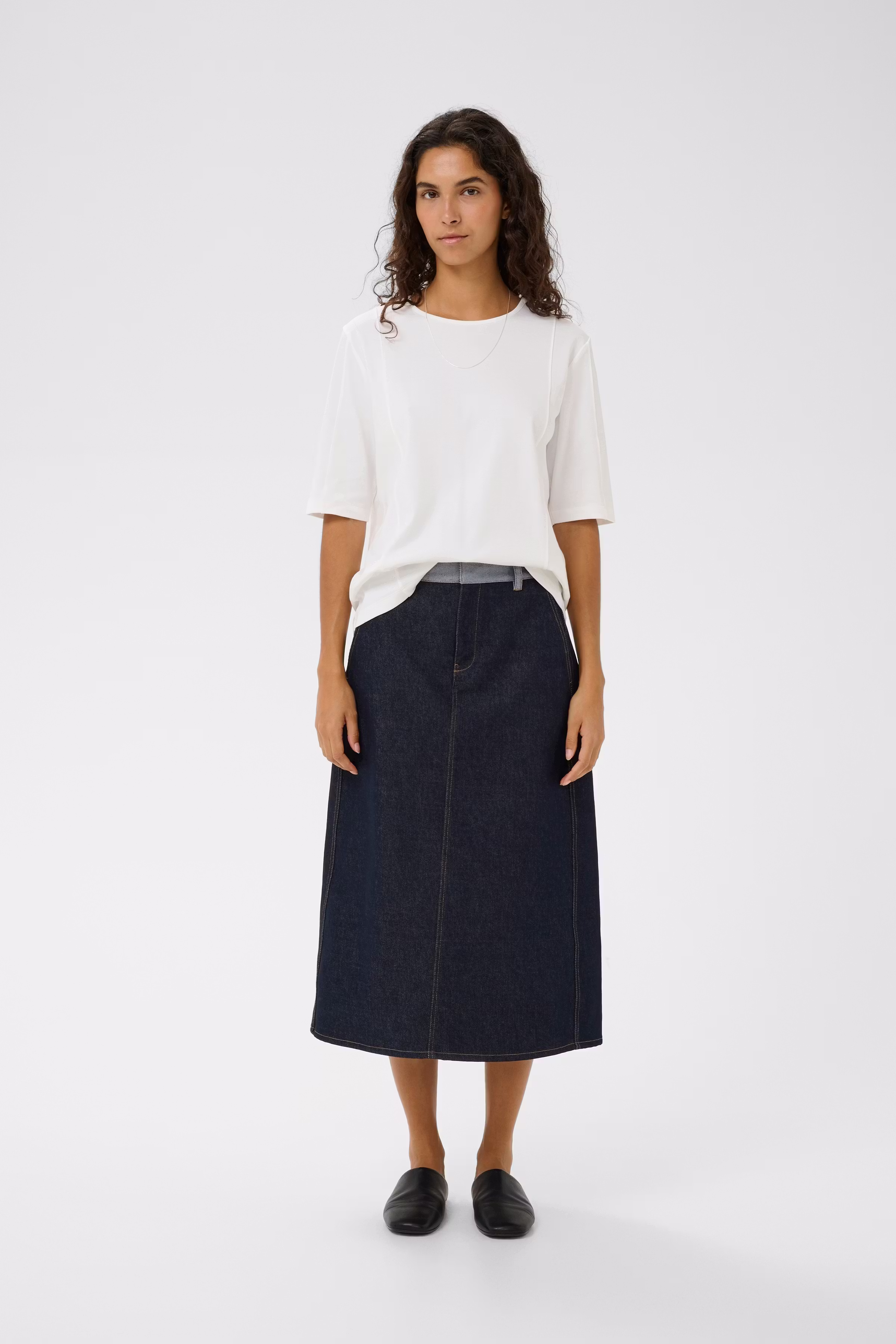 SOPHIEIW T-shirt LOOKBOOK FRONT 30112444-300001