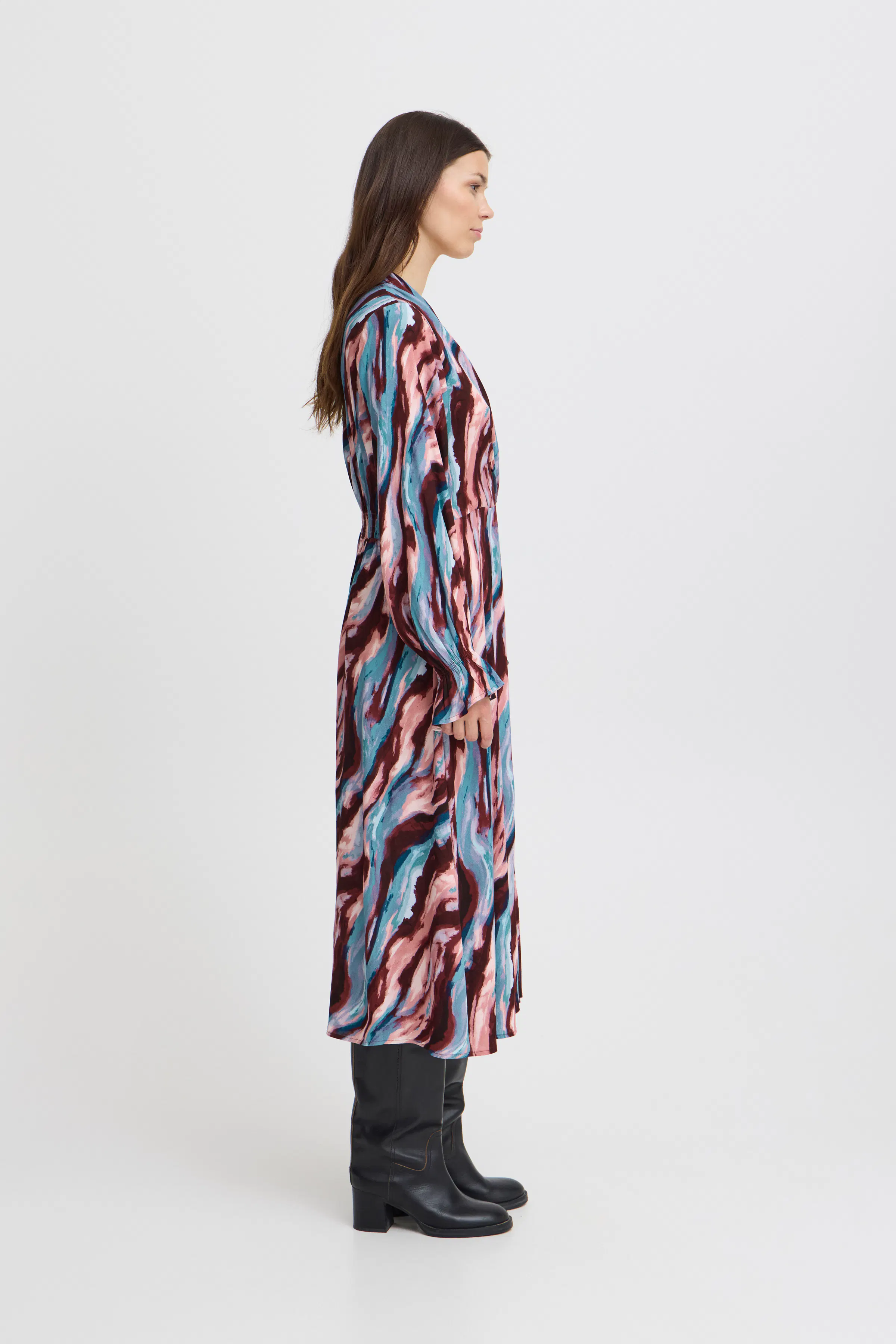 IHHEVAZI Jurk LOOKBOOK FRONT 20121936-203678