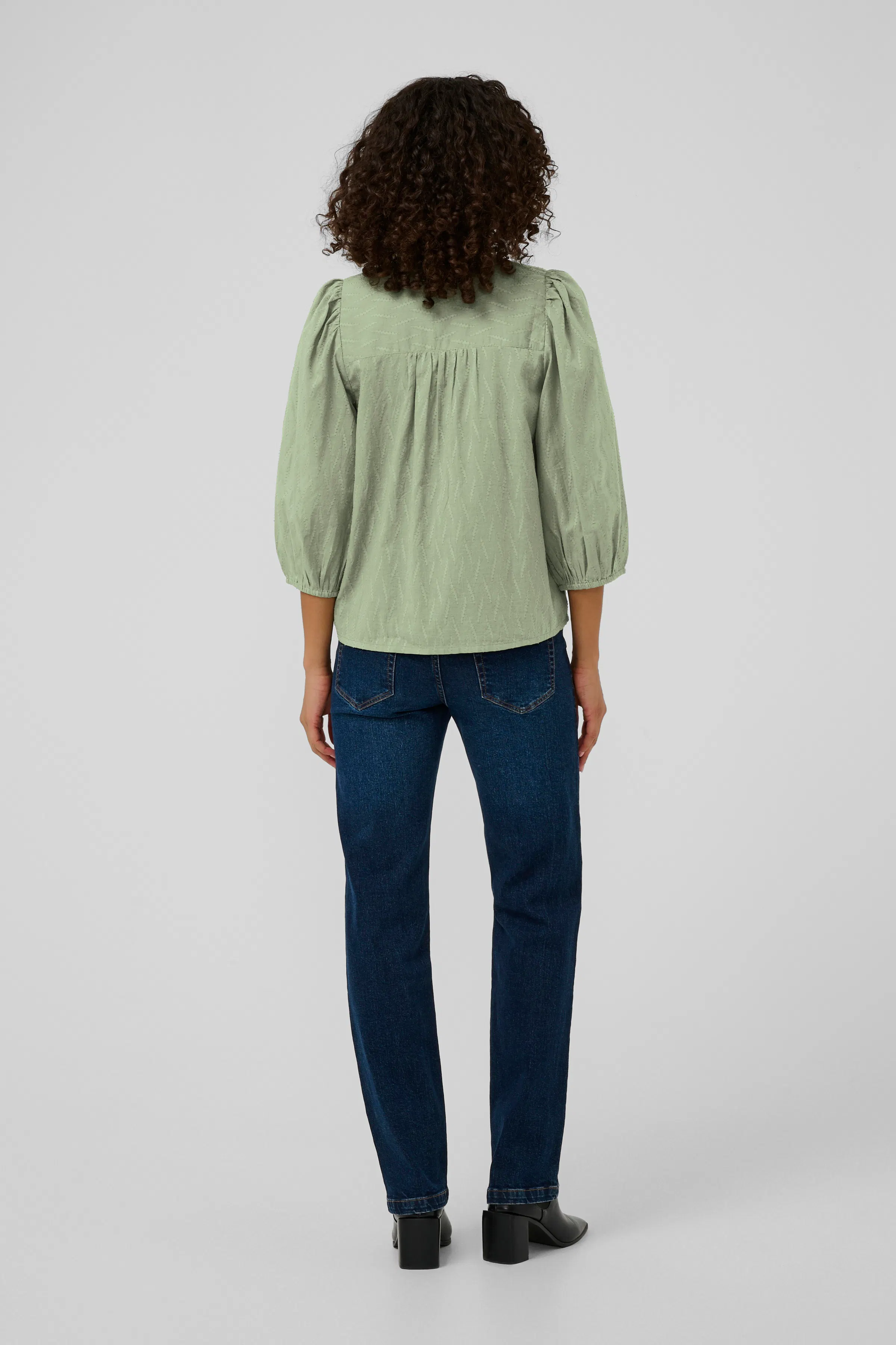 KAgabriela Bluse LOOKBOOK BACK 10511205-176212