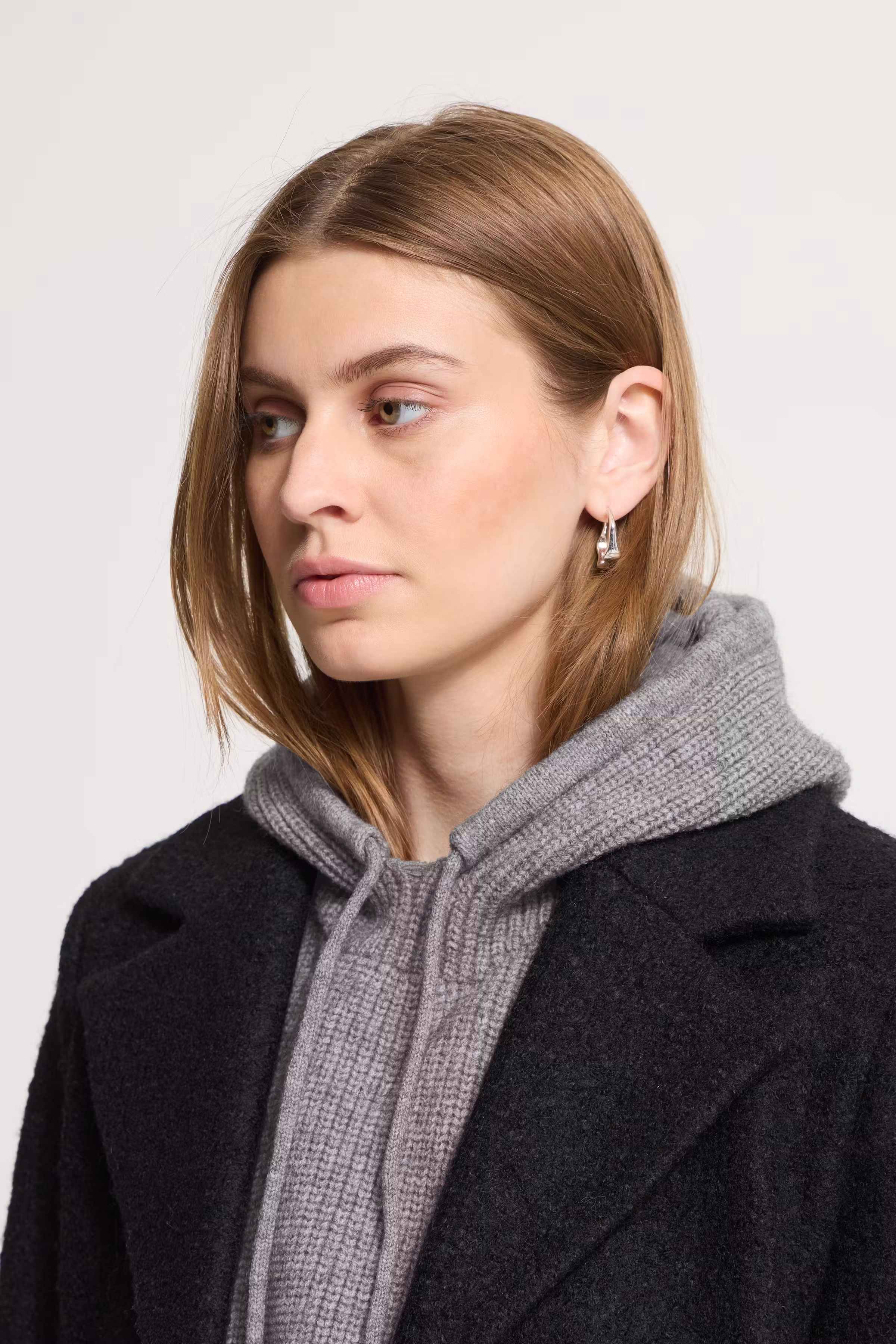 IADAGMAR Poncho LOOKBOOK DETAIL 20126435-900002734