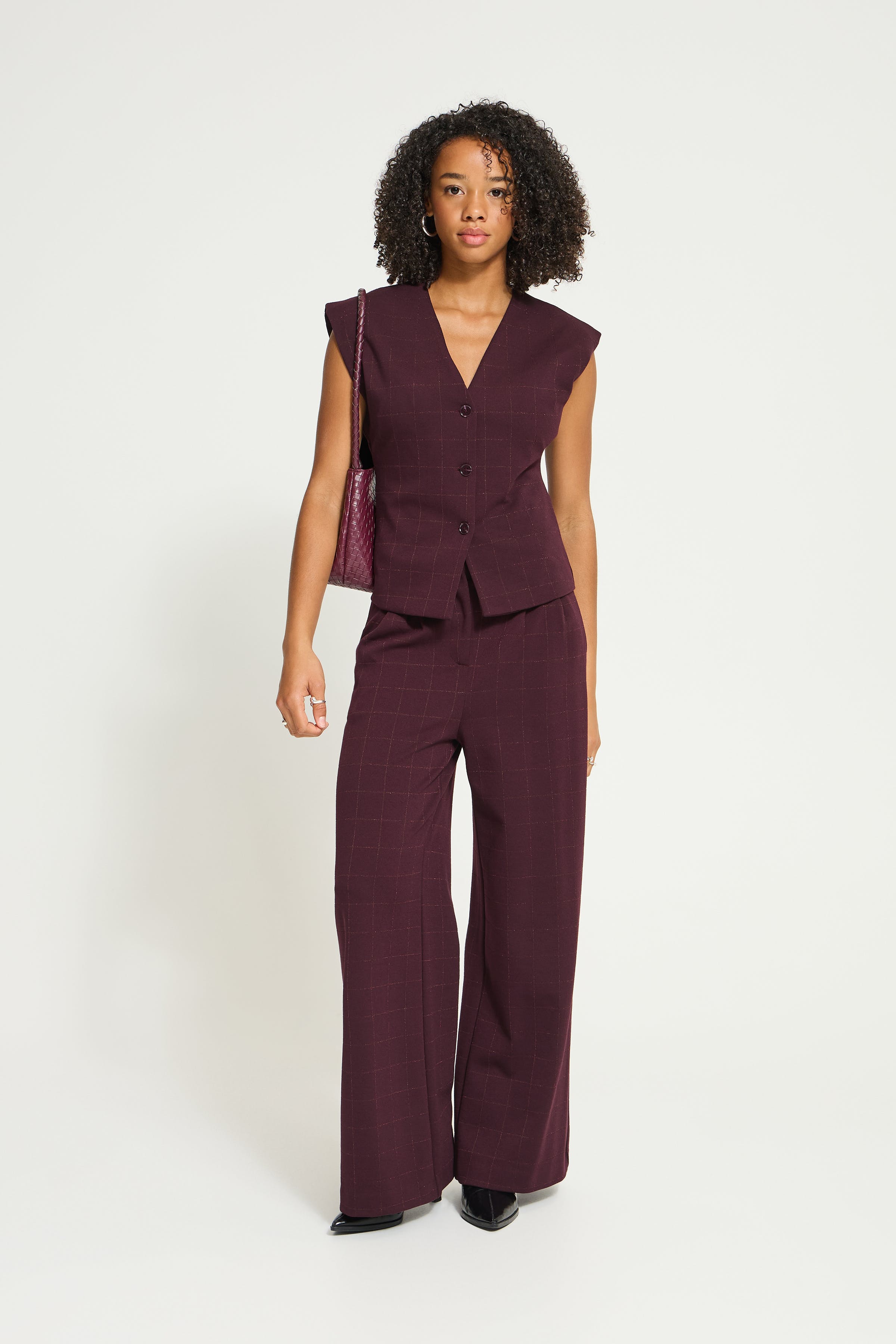 IHKATE Weste LOOKBOOK FRONT 20127096-191619