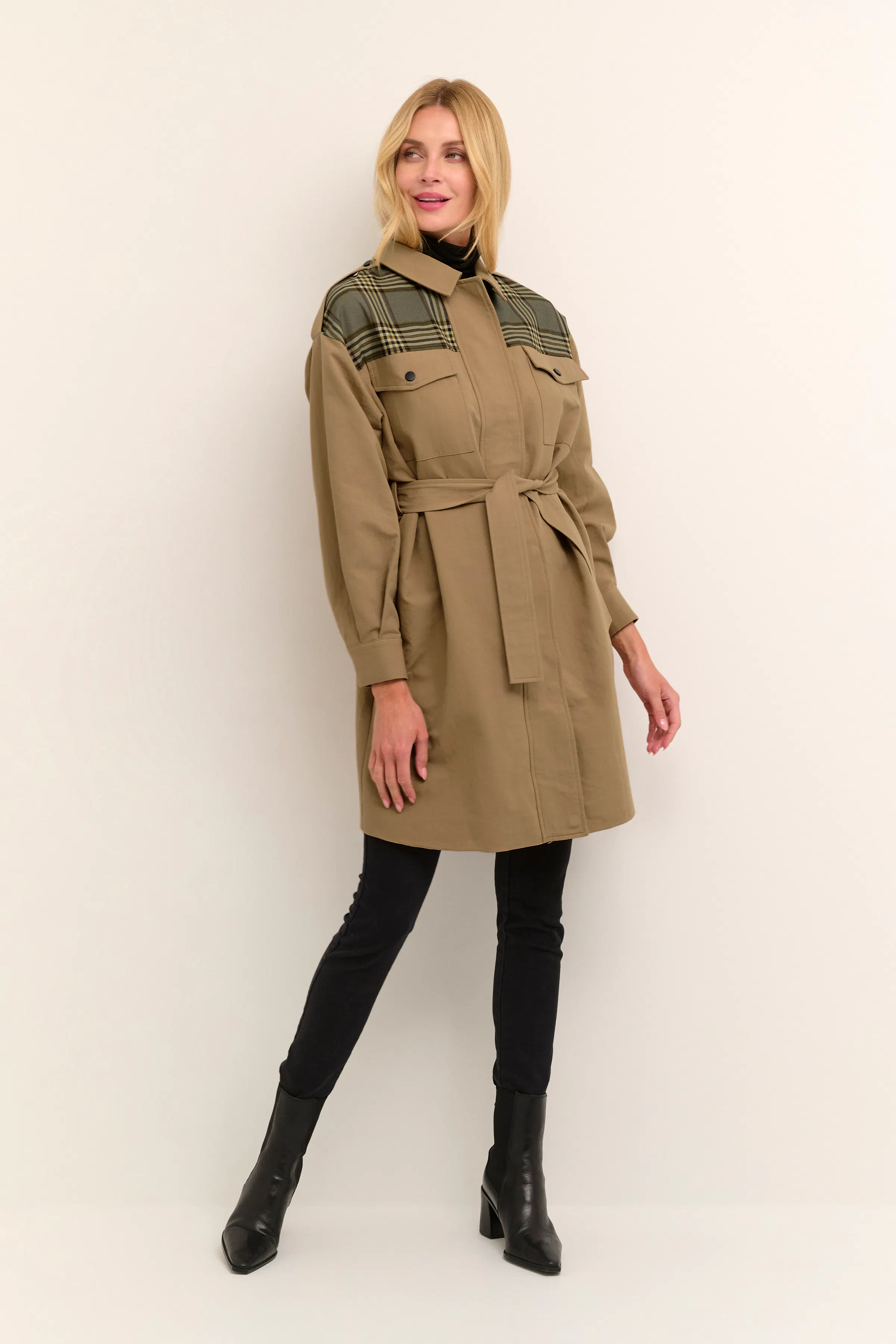 KAolivione Kåpe LOOKBOOK FRONT 10506750-103197