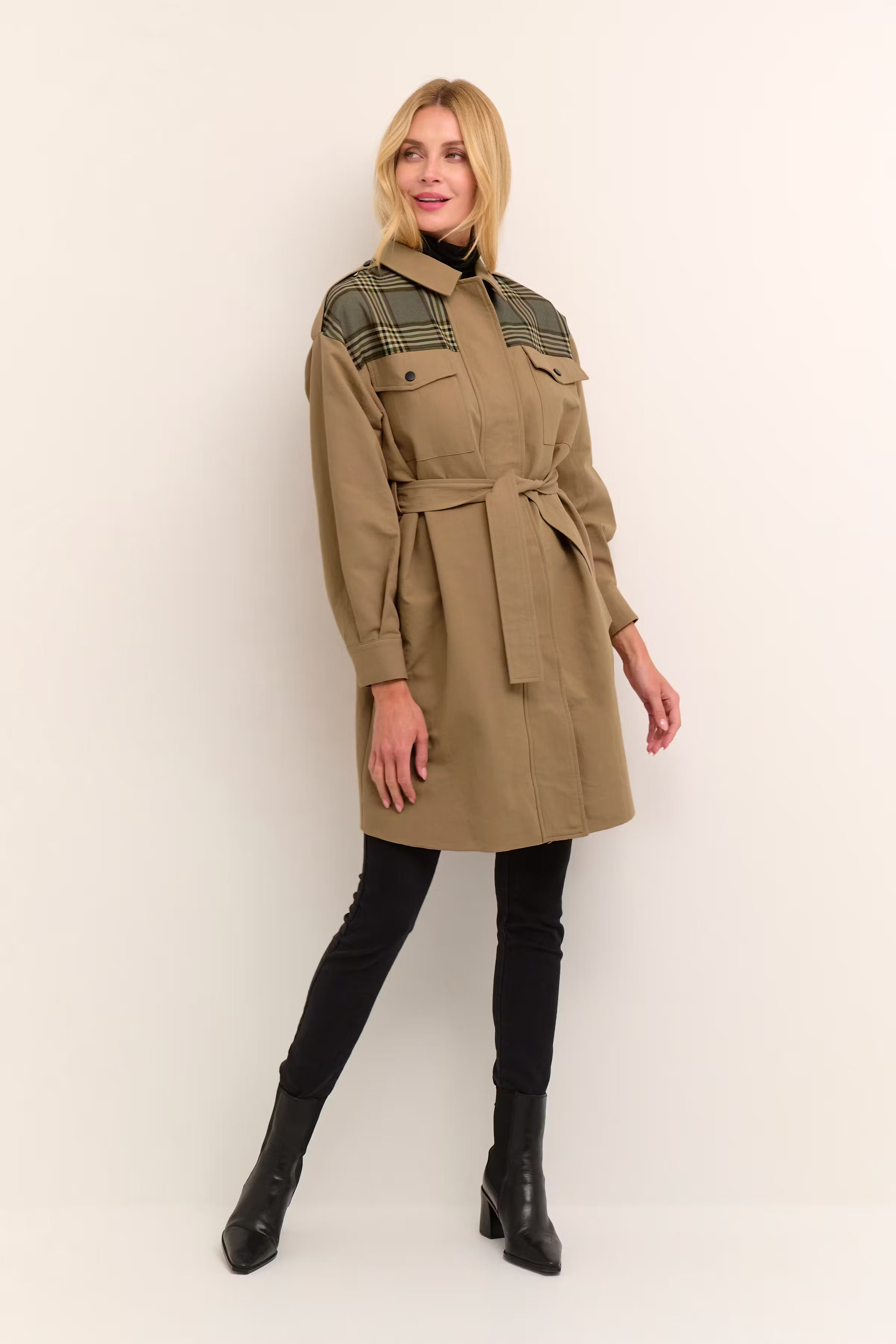 KAolivione Kåpe LOOKBOOK FRONT 10506750-103197