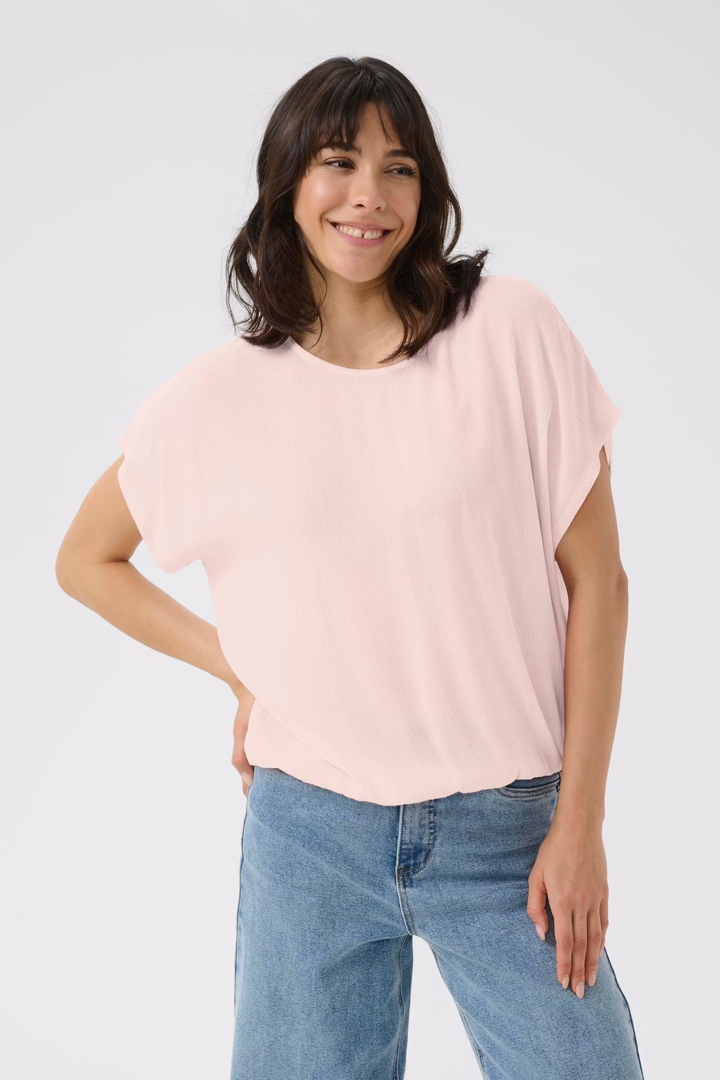 KAamber Bluse LOOKBOOK FRONT 10500781-141905