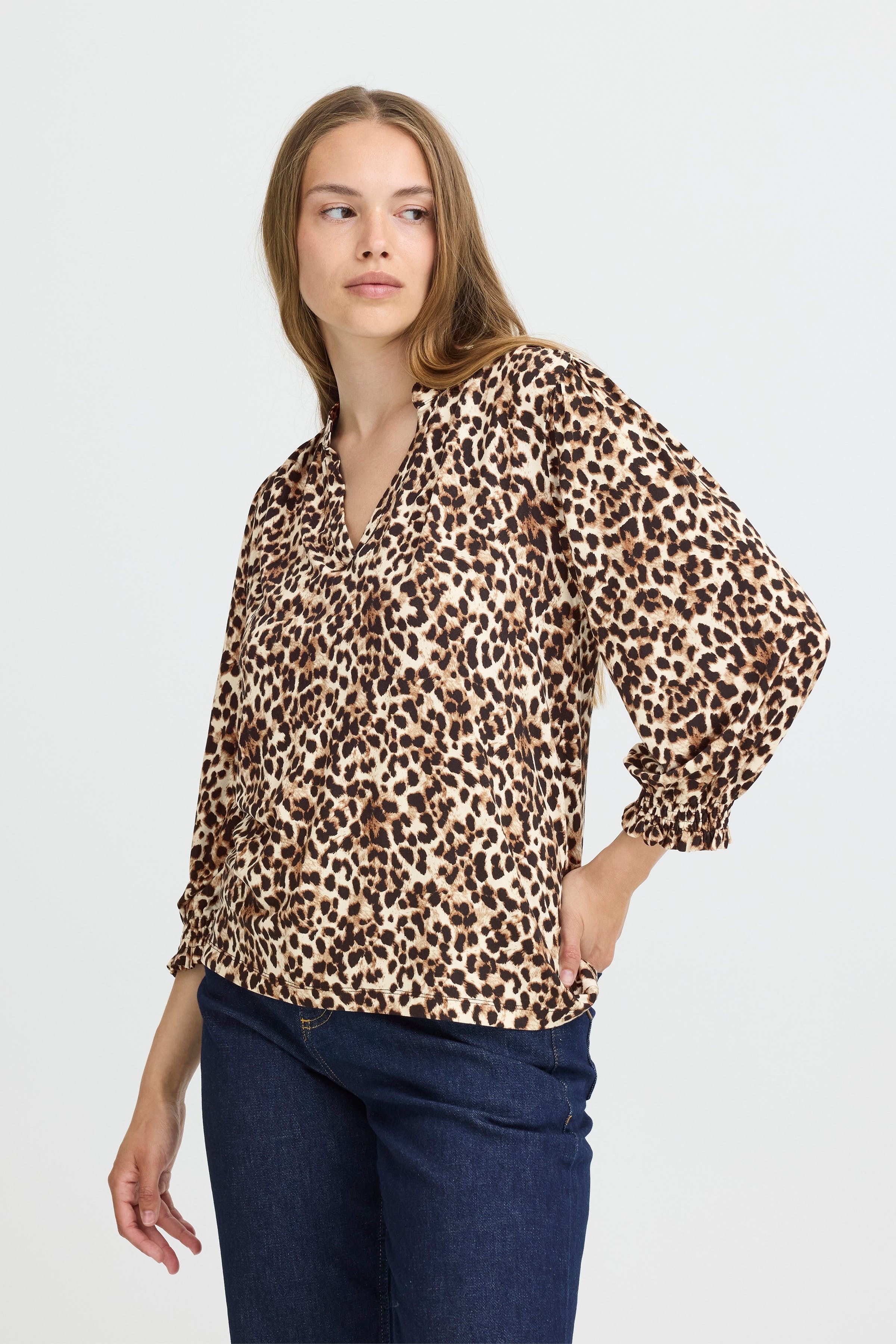 PZCHARLOTTE T-shirt LOOKBOOK FRONT 50209086-204937