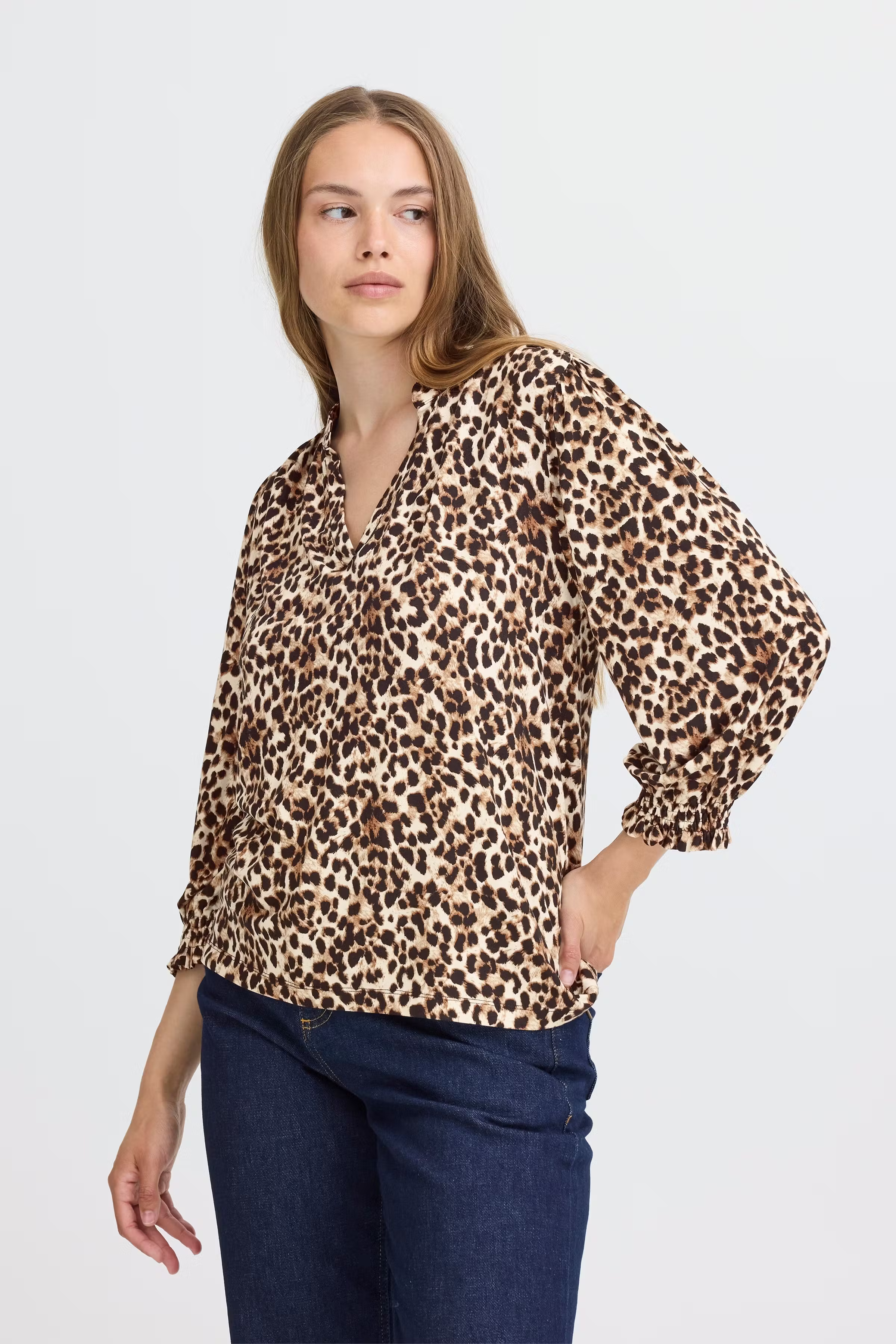 PZCHARLOTTE T-shirt LOOKBOOK FRONT 50209086-204937