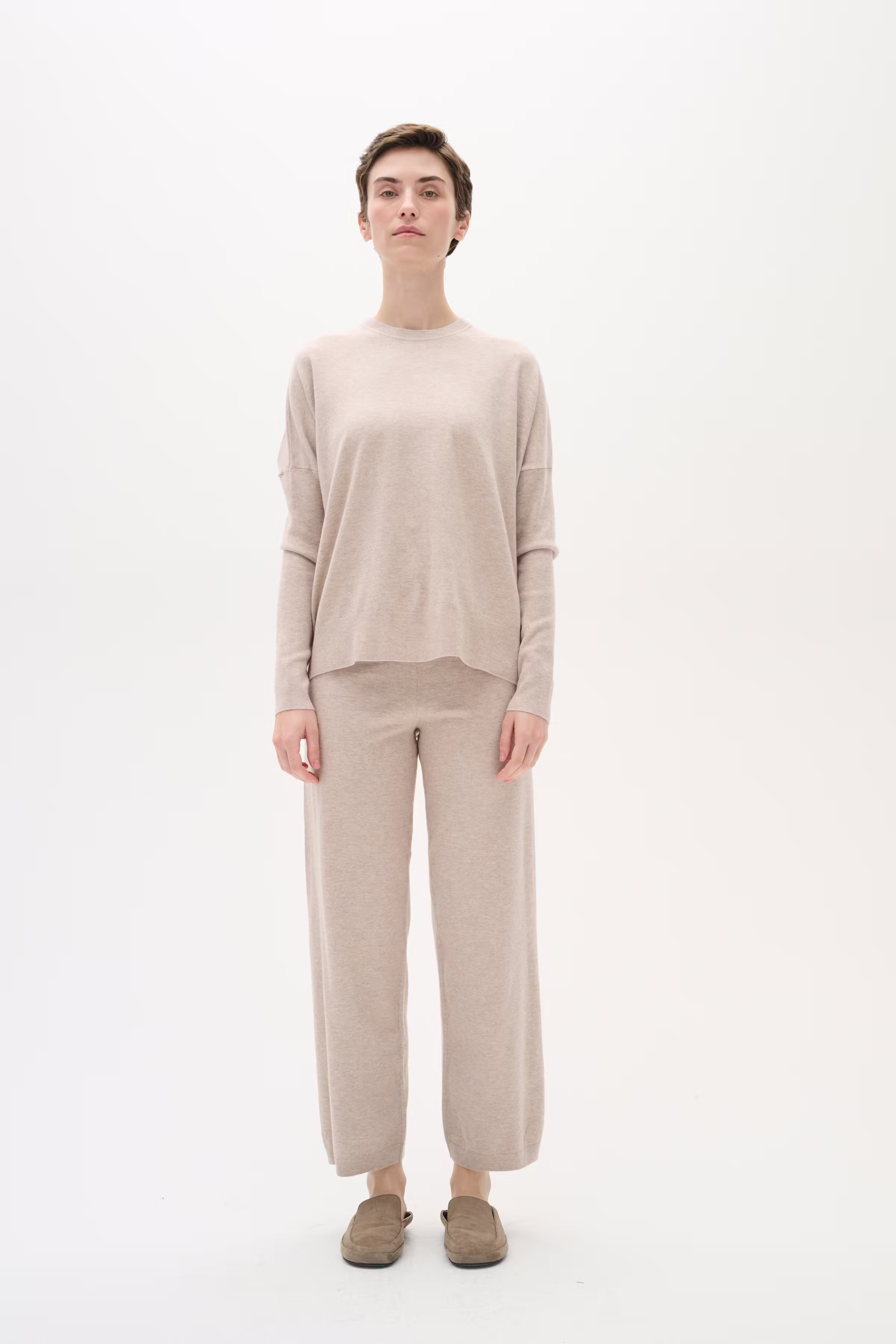 UdeliaIW Trousers LOOKBOOK FRONT 30110076-1304031