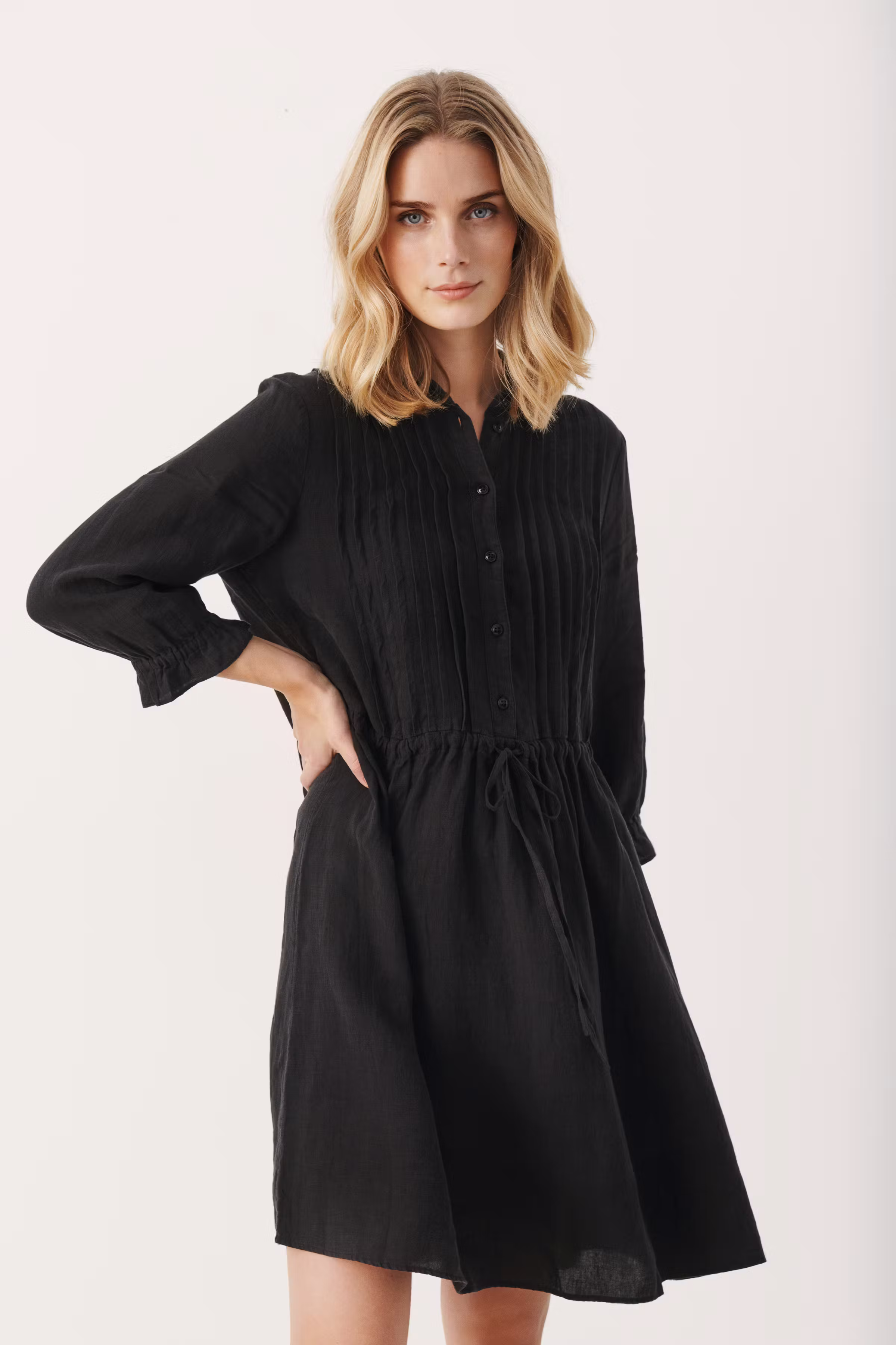 SalliePW Kjole LOOKBOOK FRONT 30307751-194008