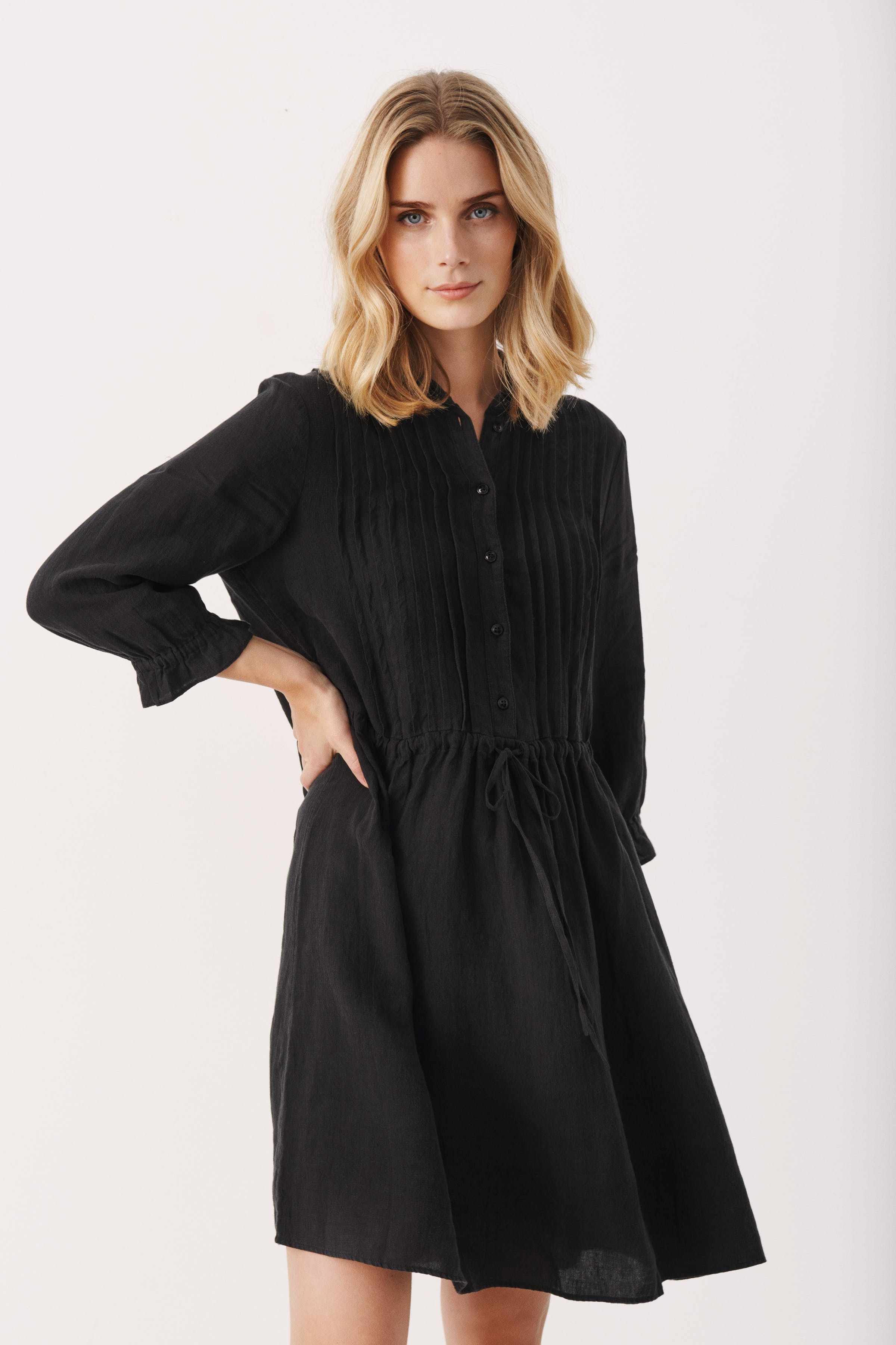 SalliePW Klänning LOOKBOOK FRONT 30307751-194008