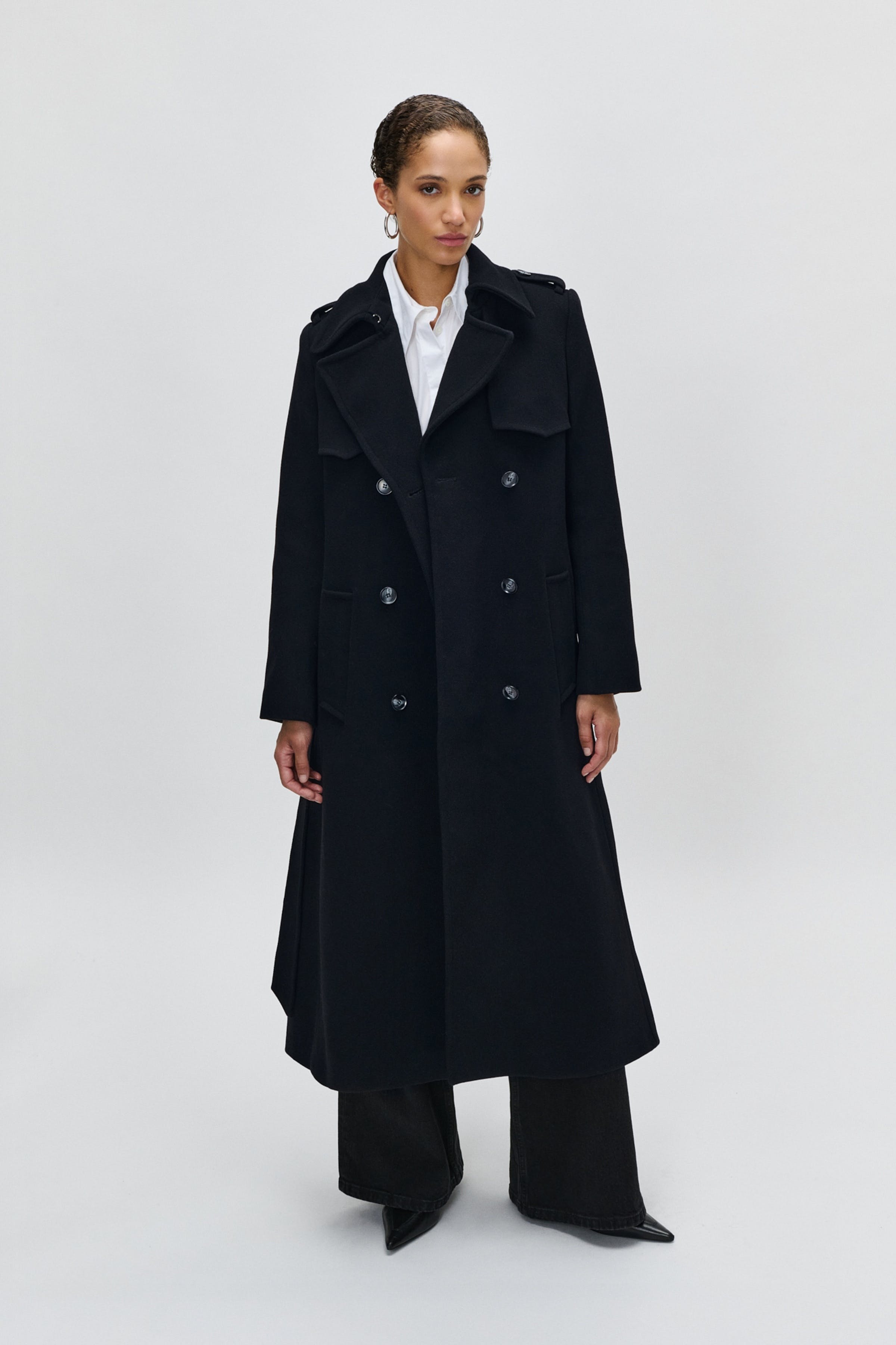 CHARLOTTE ANN COAT LOOKBOOK FRONT 30600567-BL900