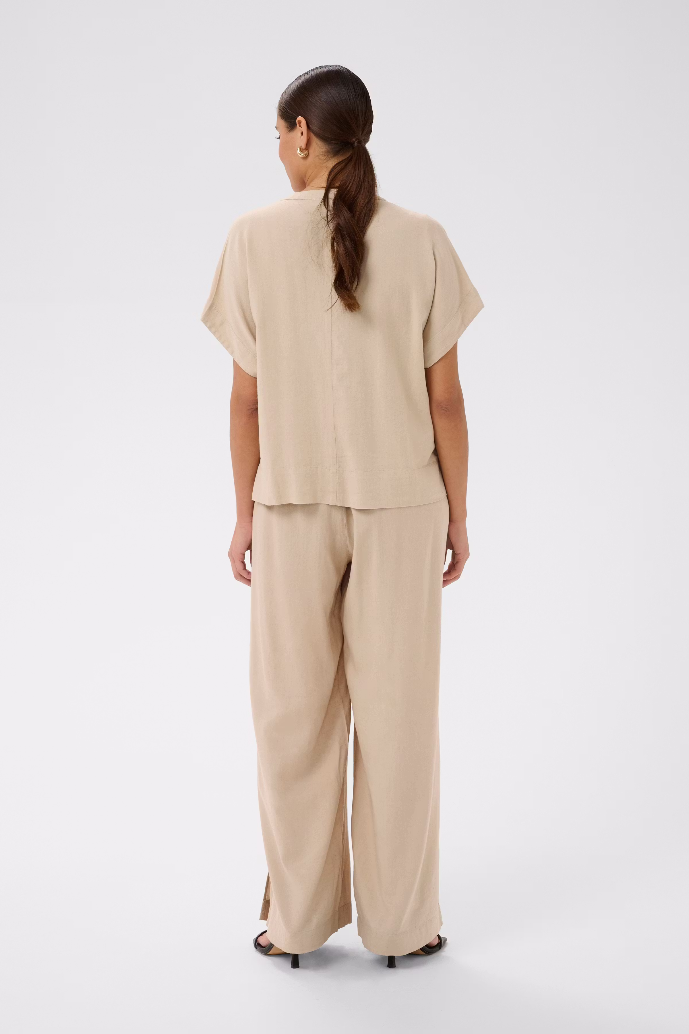 KAmilia Linen Top LOOKBOOK BACK 10509670-151305