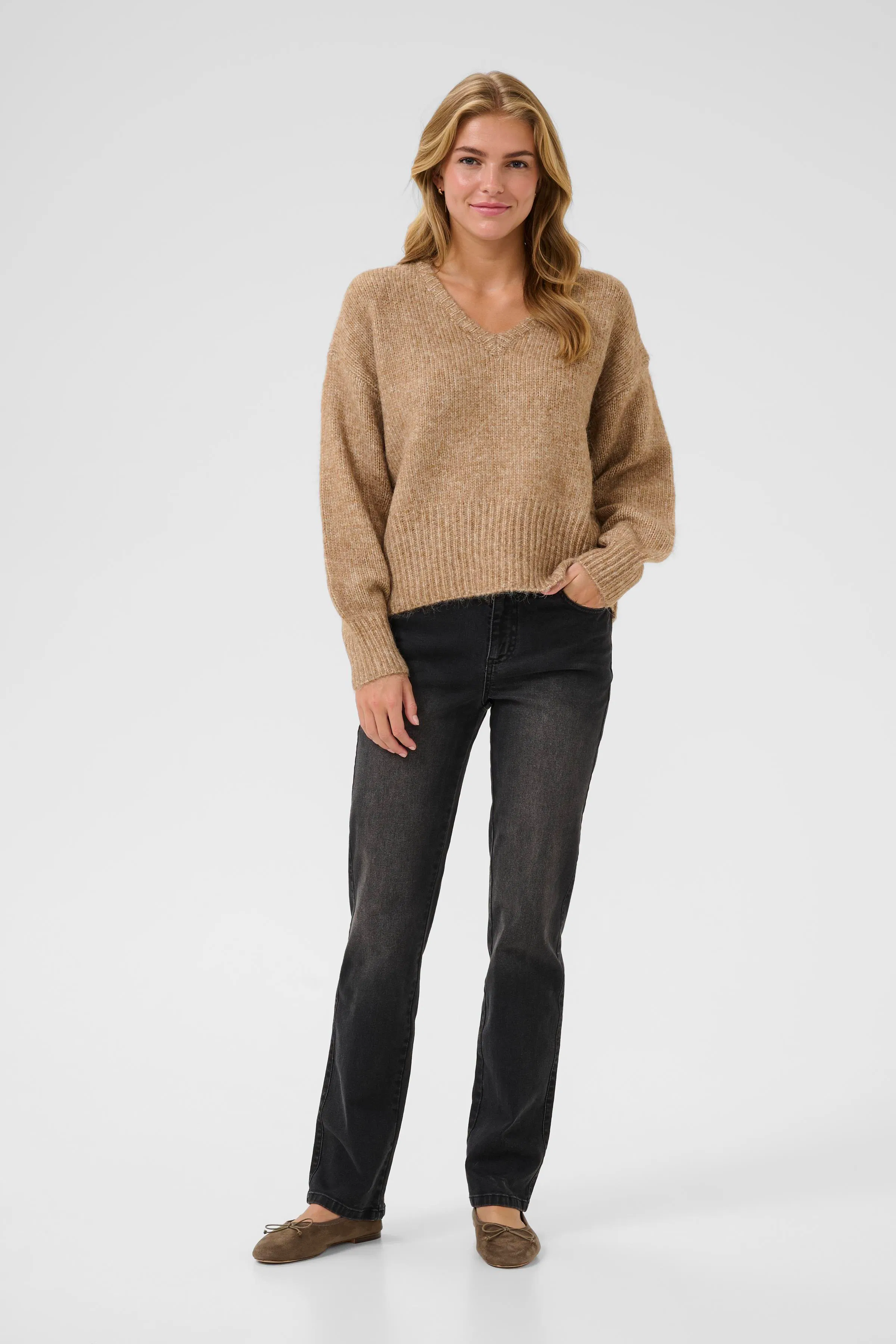 KAtrina Pullover LOOKBOOK FRONT 10508973-1810291