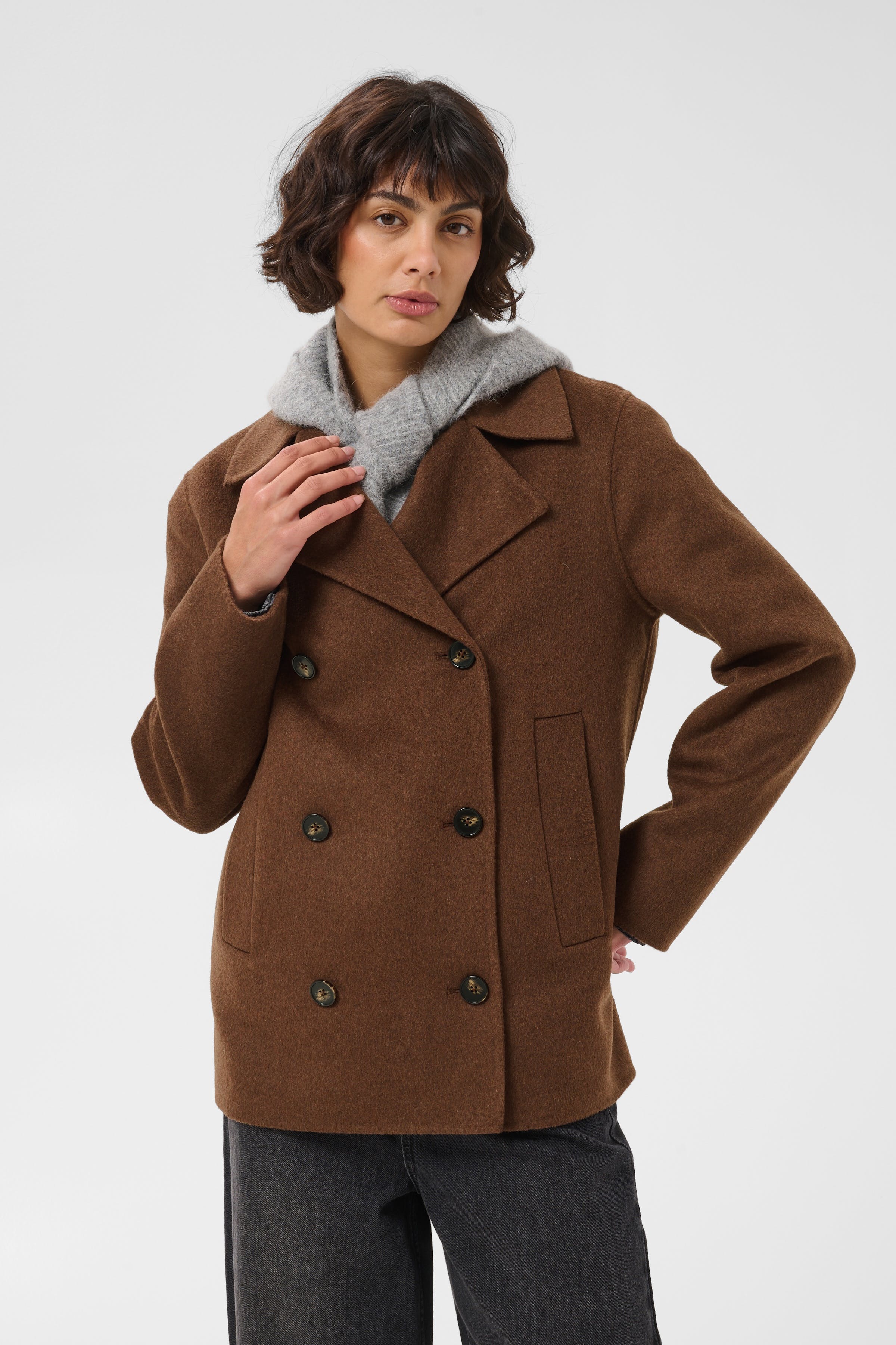 CelenePW Ytterplagg LOOKBOOK FRONT 30310640-1912231