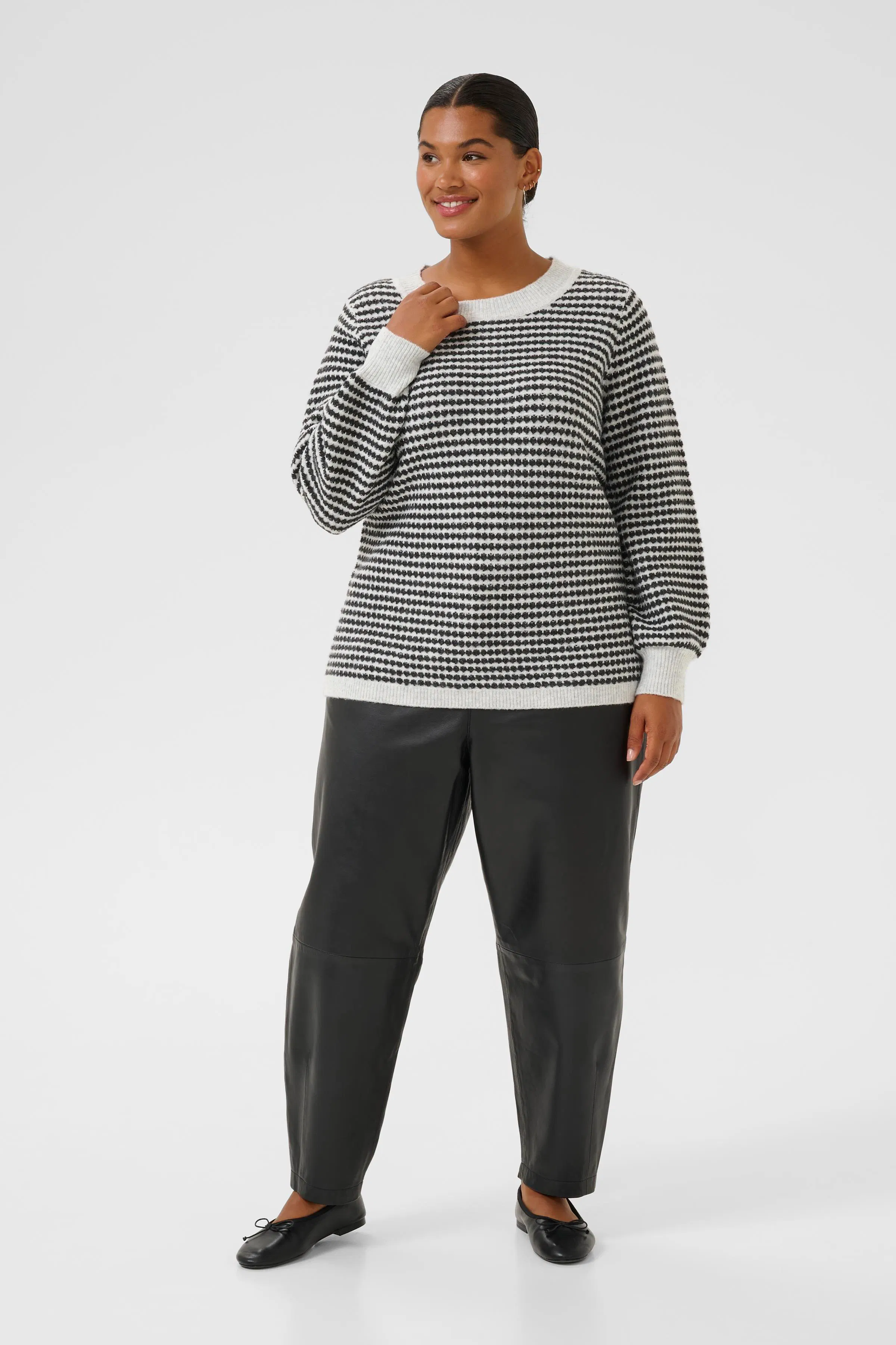KCeliona Pullover LOOKBOOK FRONT 10583511-108430