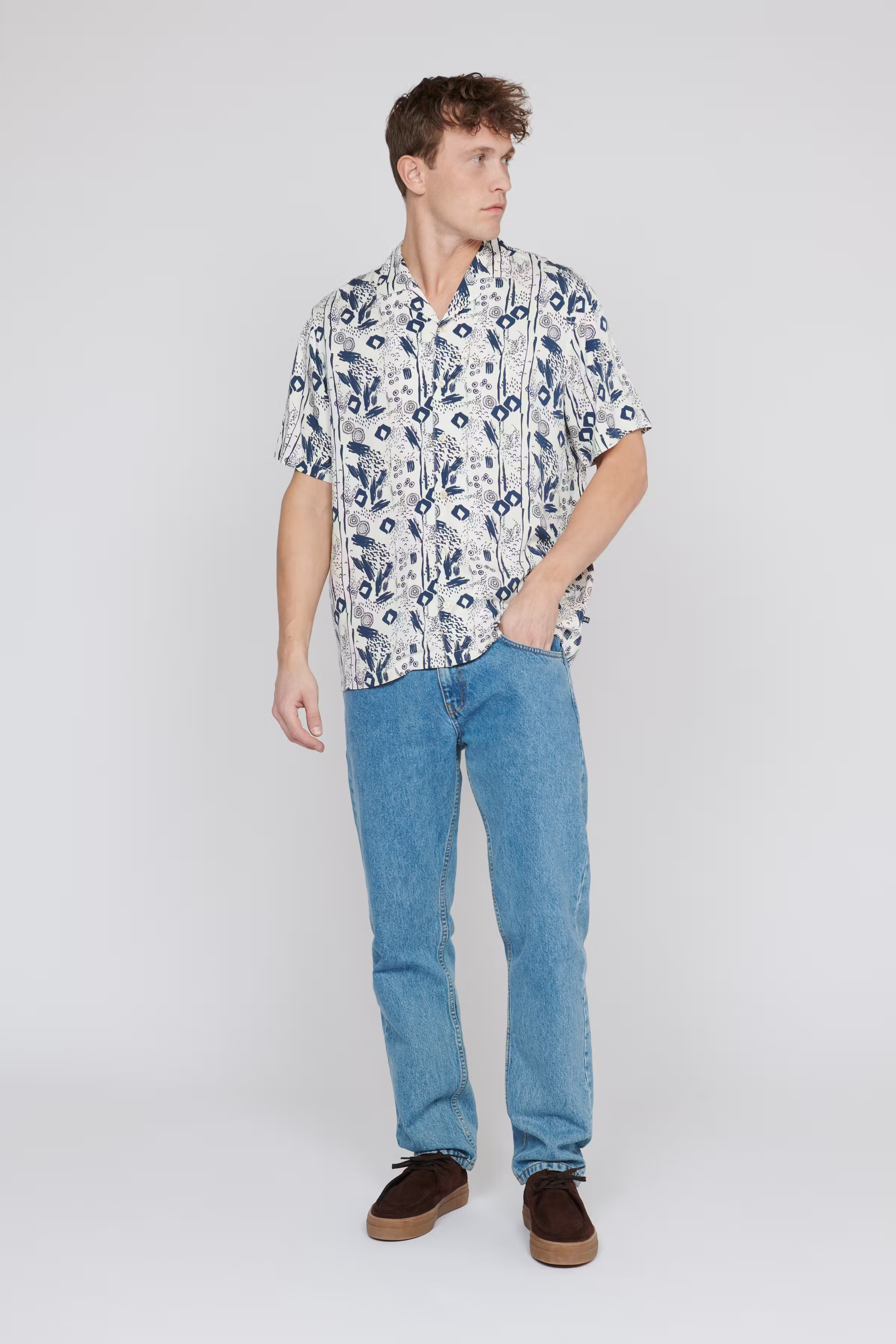 MAklampo Skjorte LOOKBOOK FRONT 30207415-110104