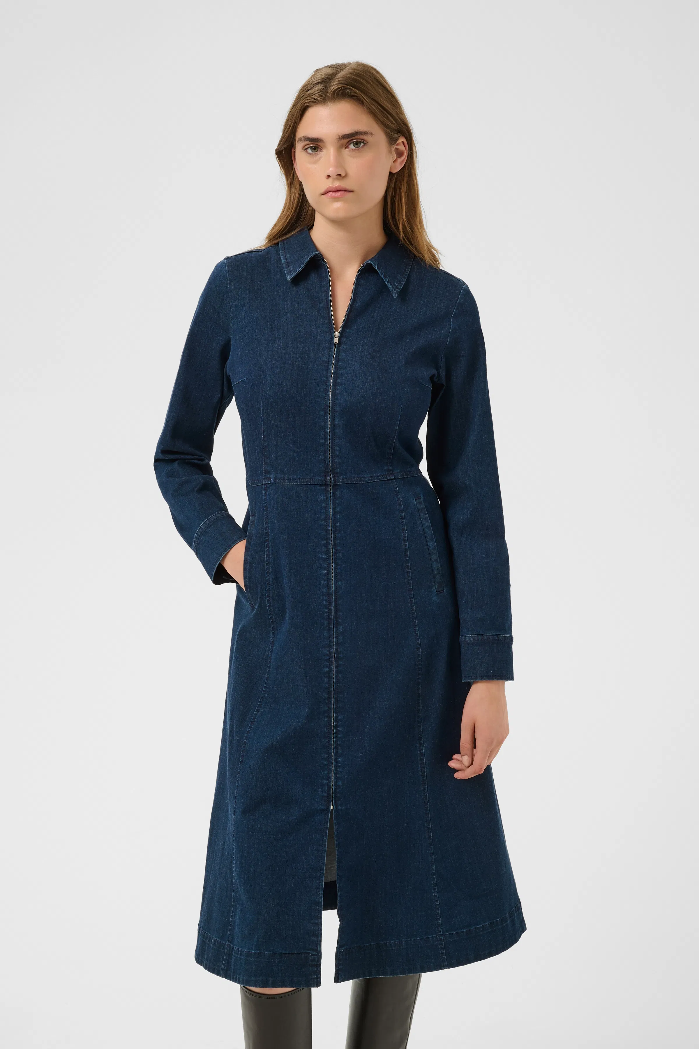 ChenillaPW Klänning LOOKBOOK FRONT 30310823-300158