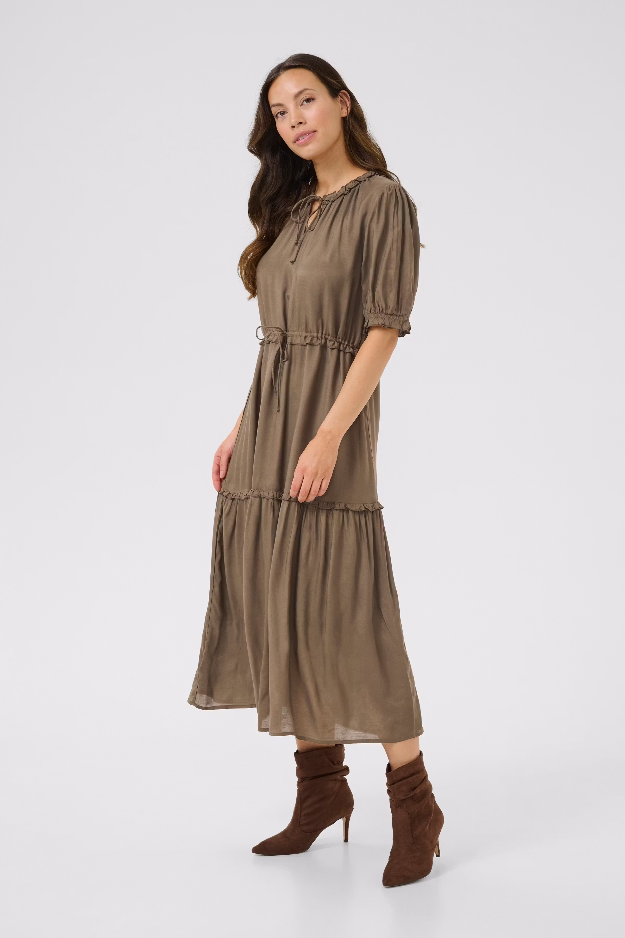 CRLucia Blouse LOOKBOOK FRONT 10613893-190820