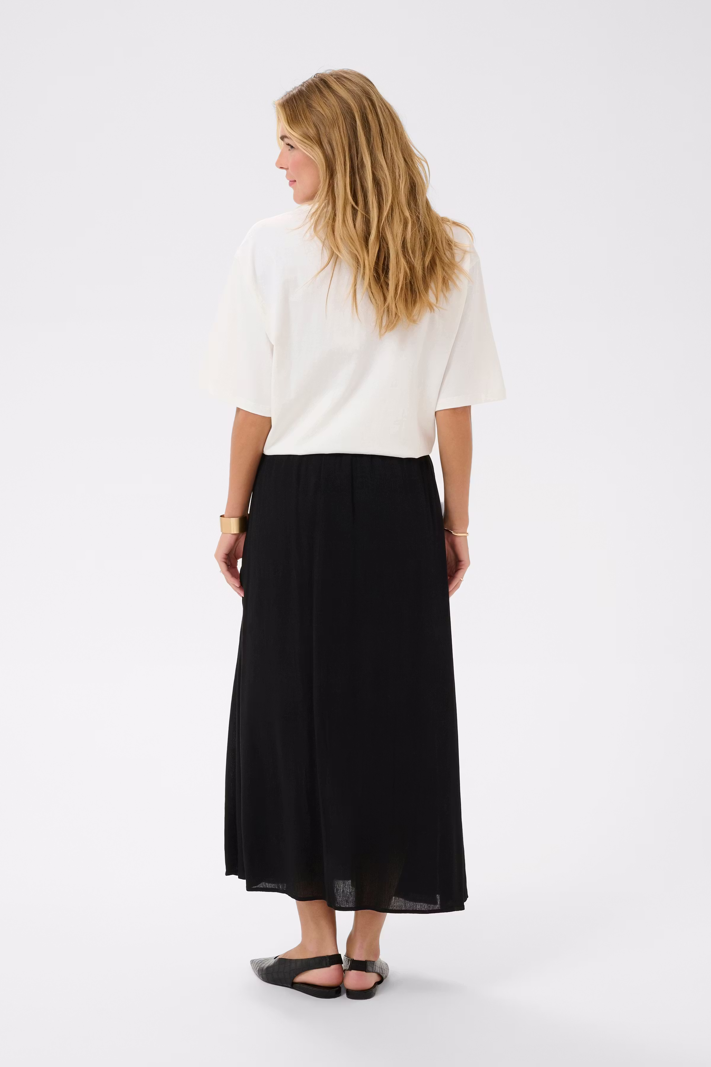 CRAllie Skirt LOOKBOOK BACK 10615498-100120