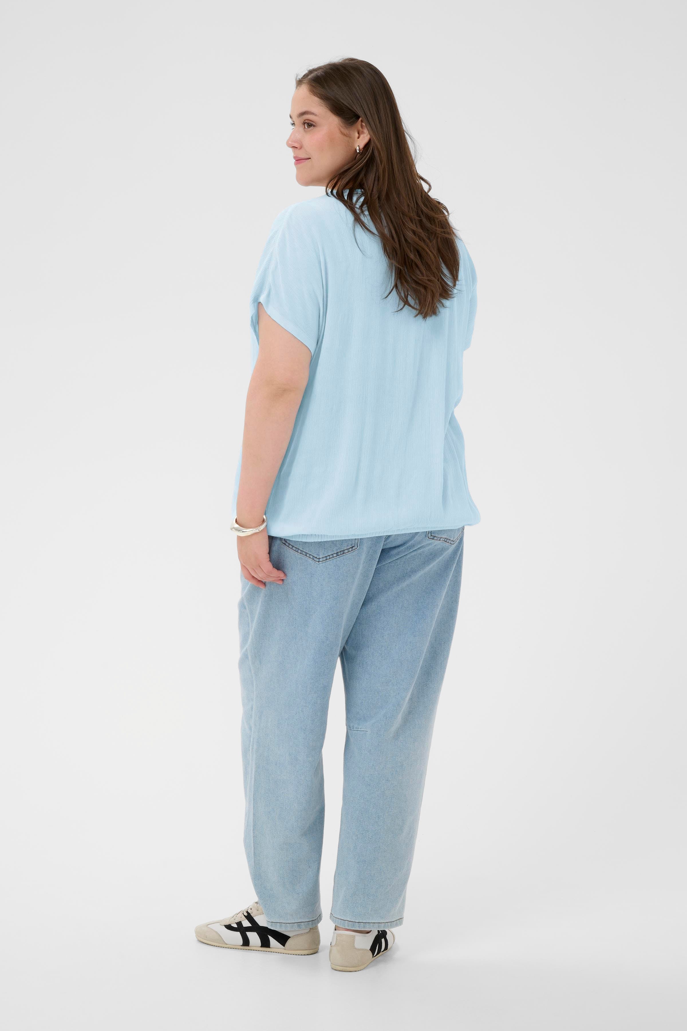 KCami Blouse LOOKBOOK BACK 10580267-144005