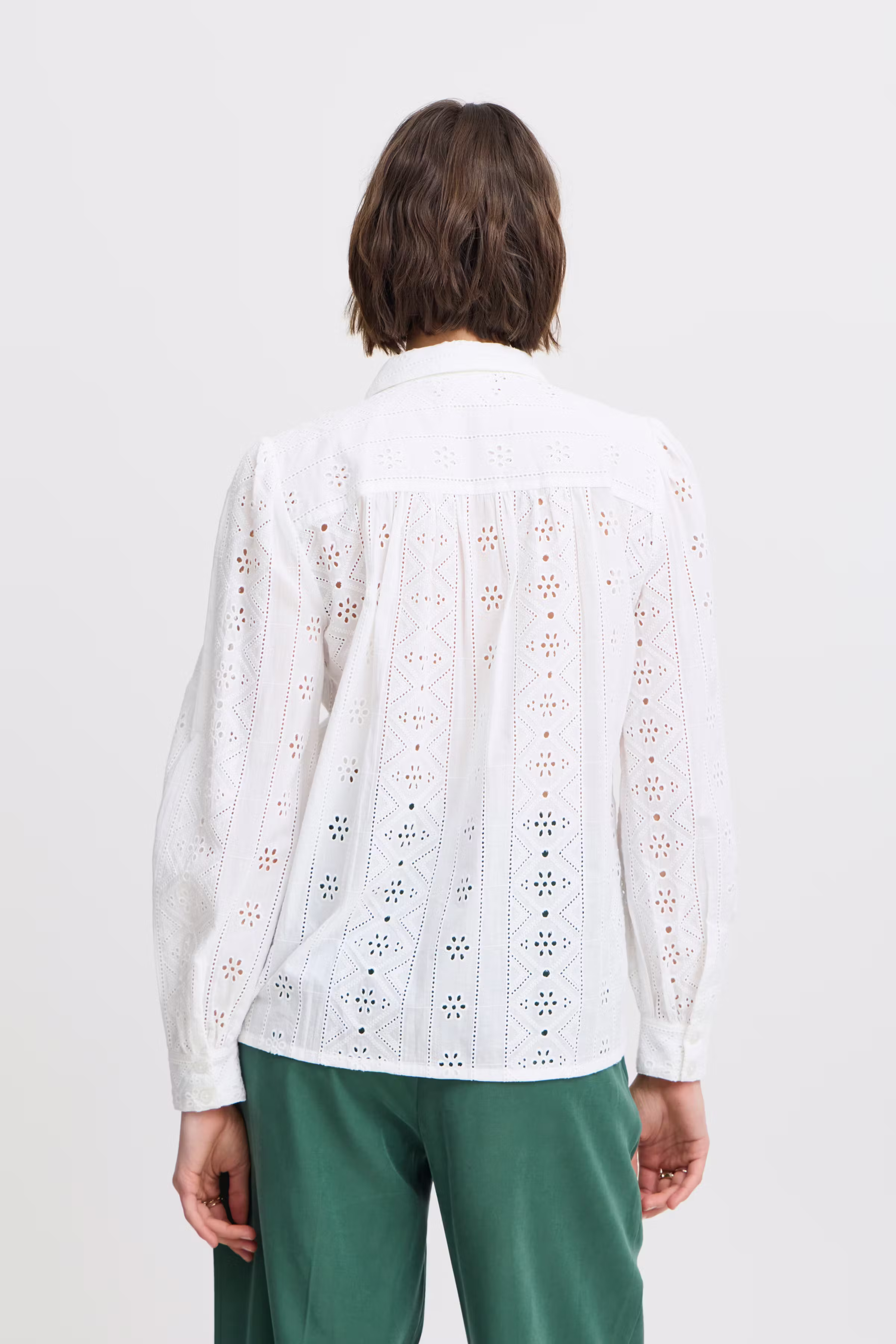 IRBEACE Shirt LOOKBOOK BACK 20121269-110602