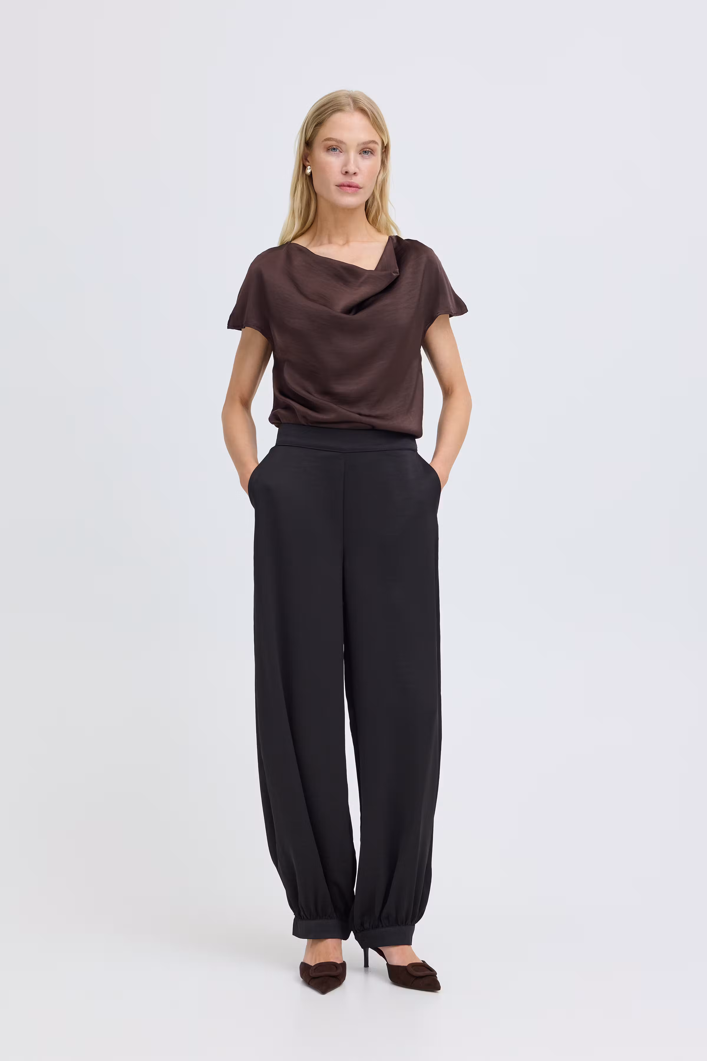 BYISA Trousers LOOKBOOK FRONT 20819714-194008